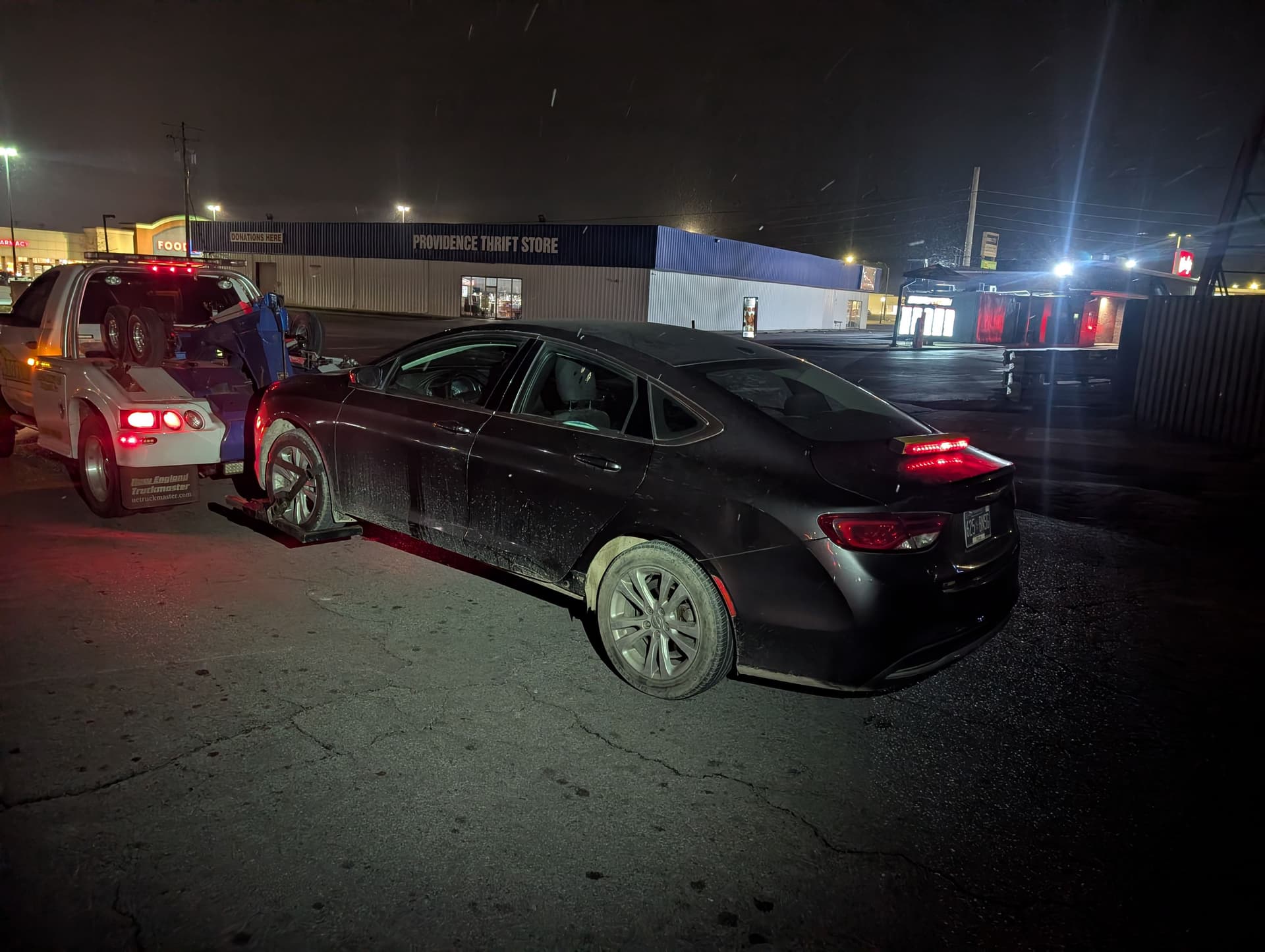 Gallery photos for Late-Night Chrysler 200 Rescue by ABC Towing: Image #1