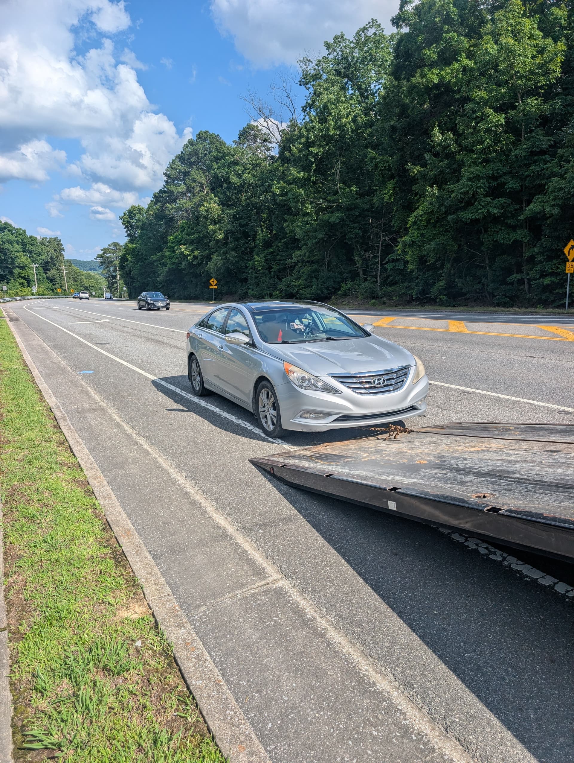 Gallery photos for Flatbed Tow in Ringgold GA When a Hyundai Sonata Wouldn't Start: Image #1