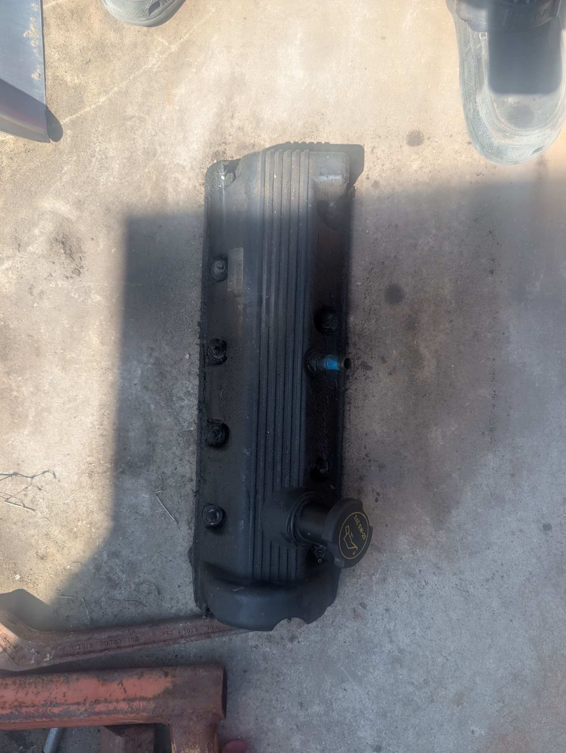 Gallery photos for Timing Chain Replacement on a 2004 Ford 4.6: Image #5