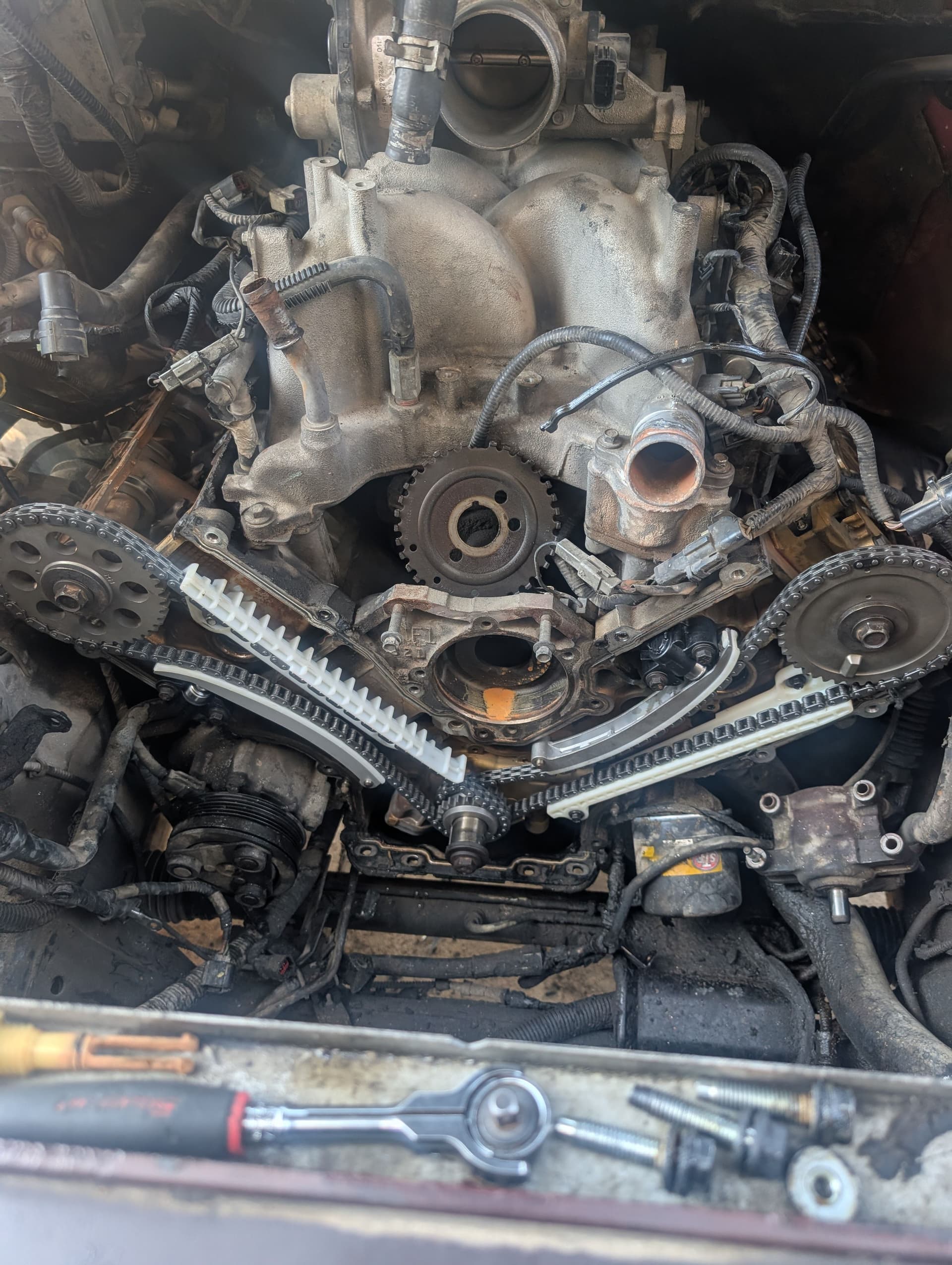 Gallery photos for Timing Chain Replacement on a 2004 Ford 4.6: Image #3