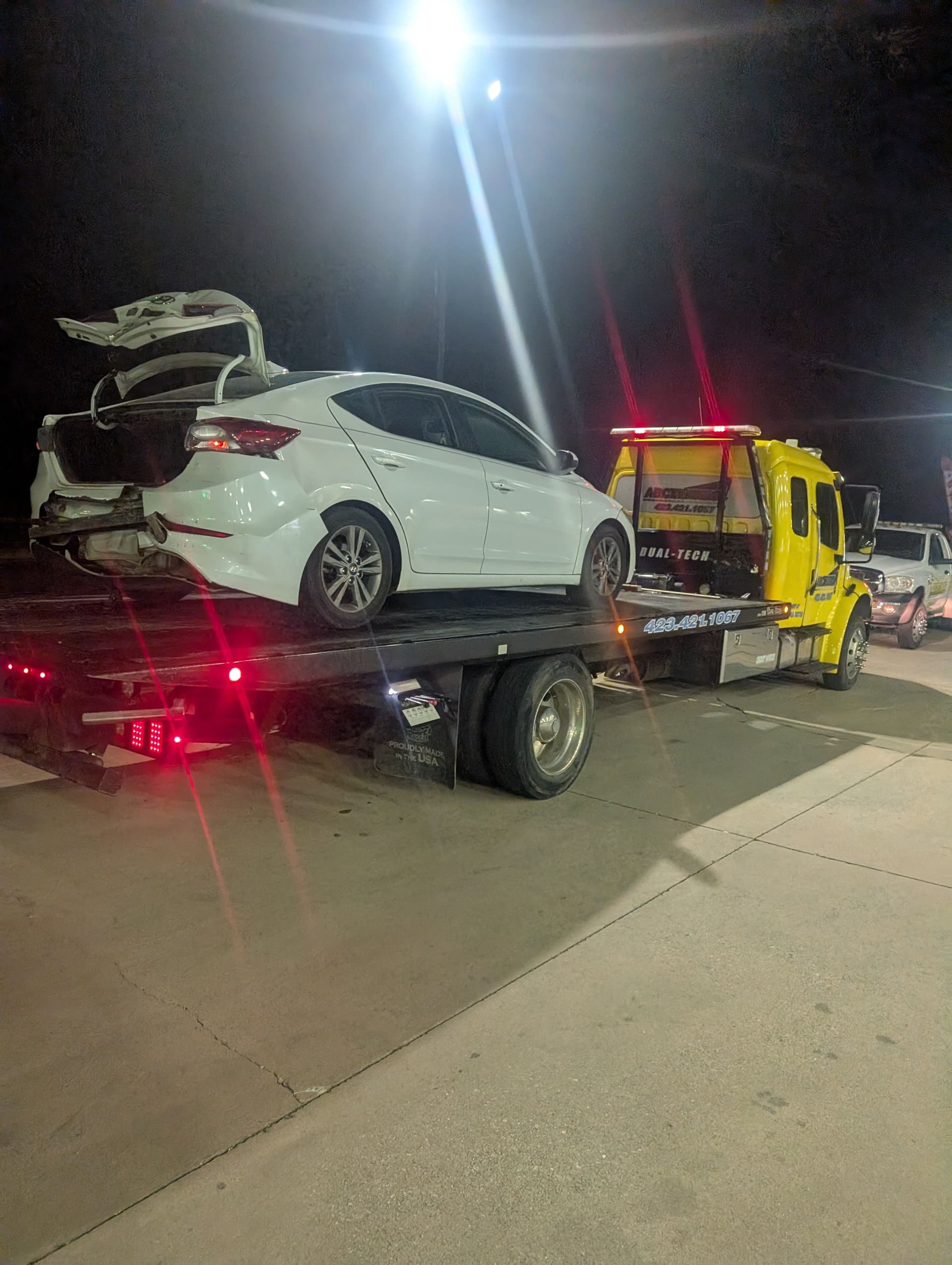 Gallery photos for Late-Night Accident Recovery and Towing in Ringgold GA: Image #2