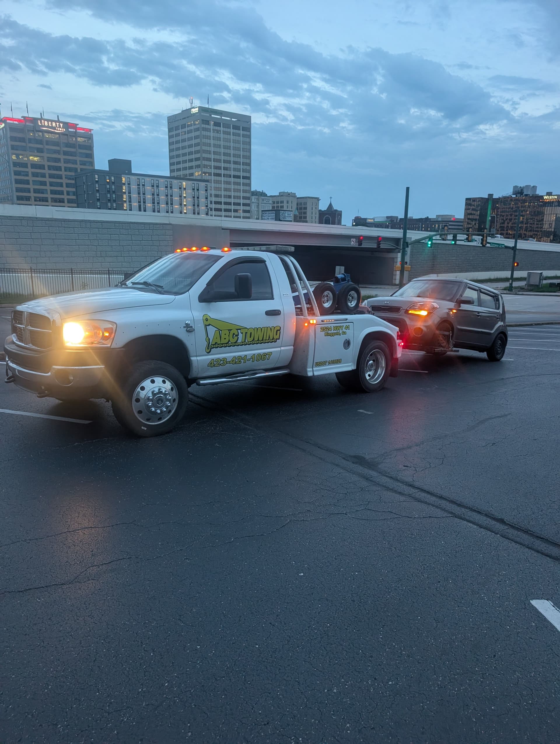 Gallery photos for Chattanooga Tow Service That Gets Your Car to the Shop: Image #4