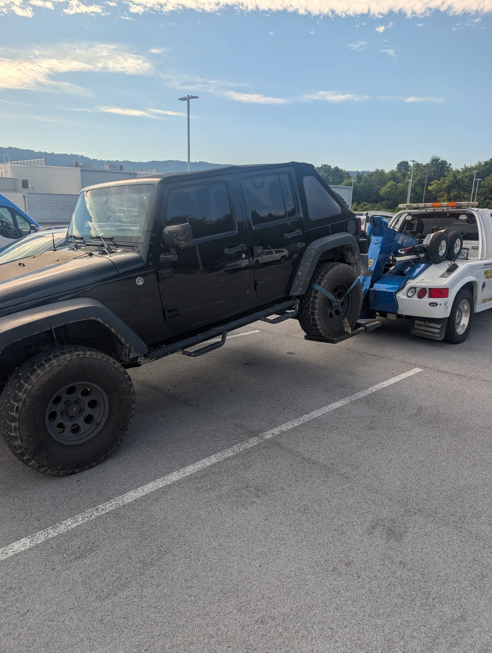 Gallery photos for Jeep Wrangler Tow to the Dealer in Ringgold: Image #1