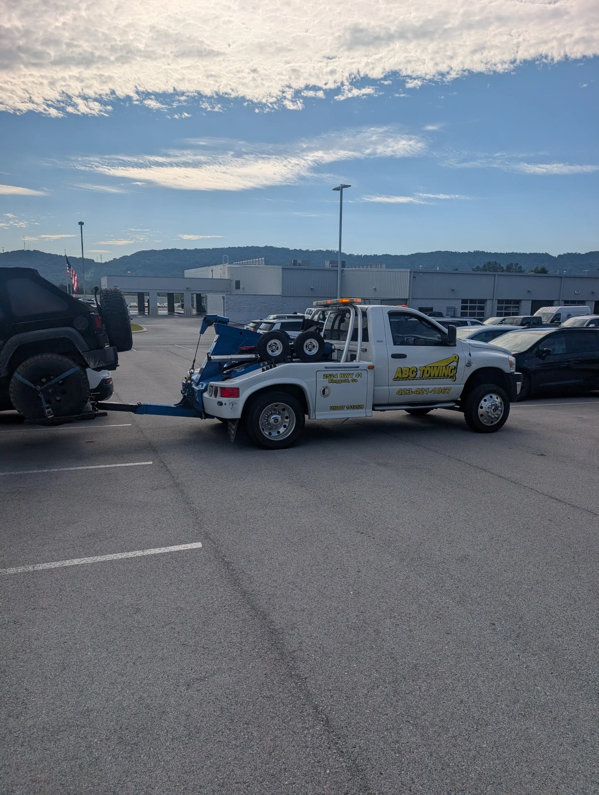 Gallery photos for Jeep Wrangler Tow to the Dealer in Ringgold: Image #3