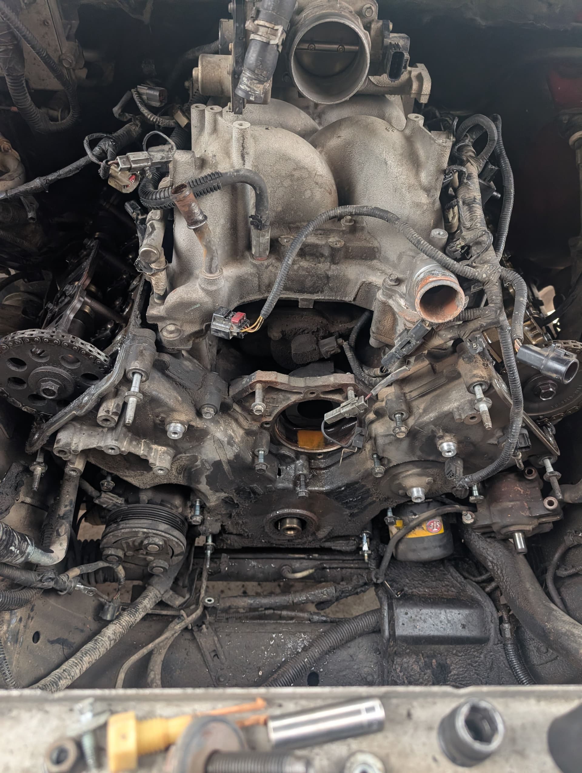 Gallery photos for Timing Chain Replacement on a 2004 Ford F-150 4.6: Image #6