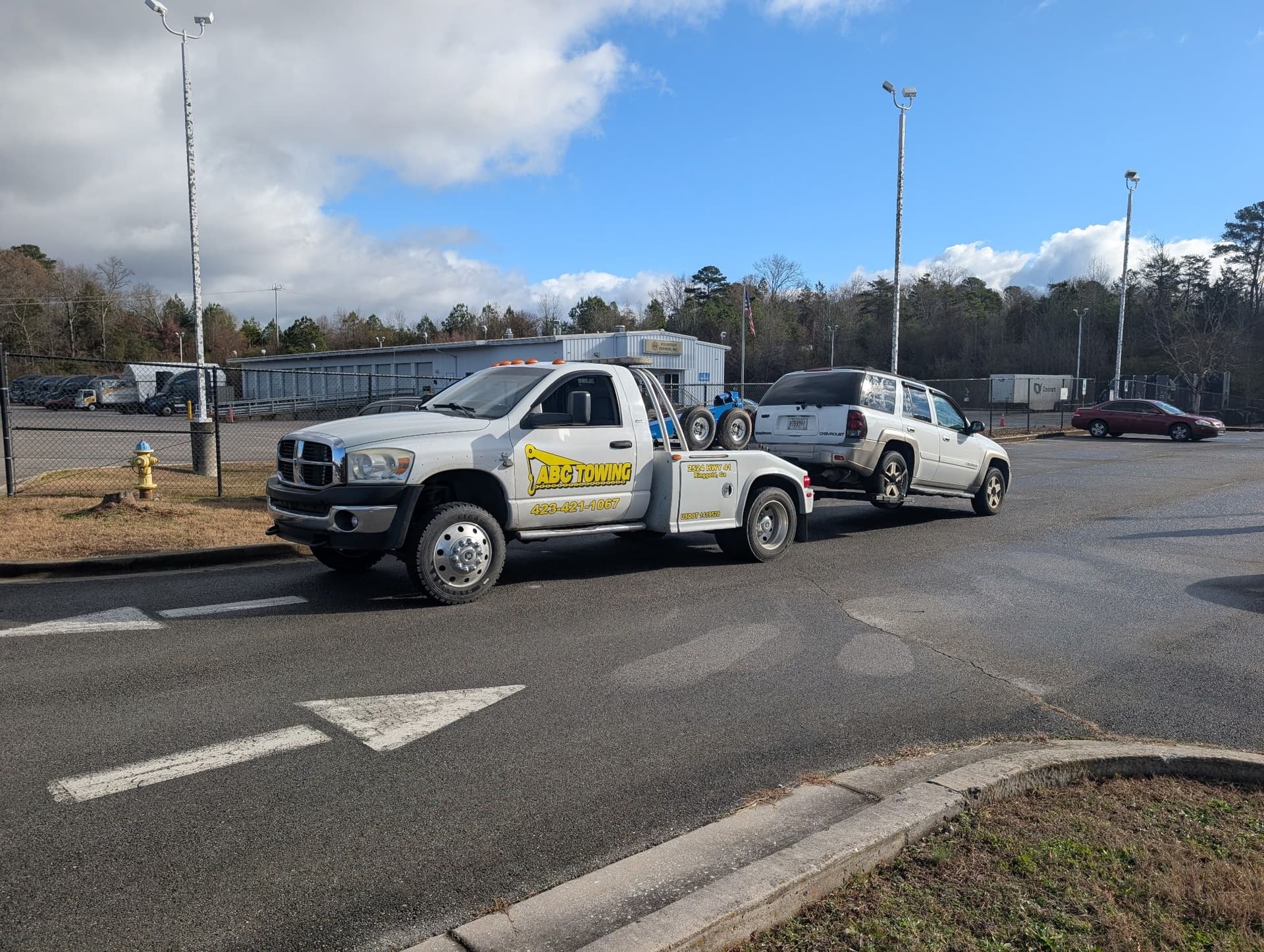 Gallery photos for Swift and Safe SUV Tow from Bonny Oaks to Ringgold: Image #2