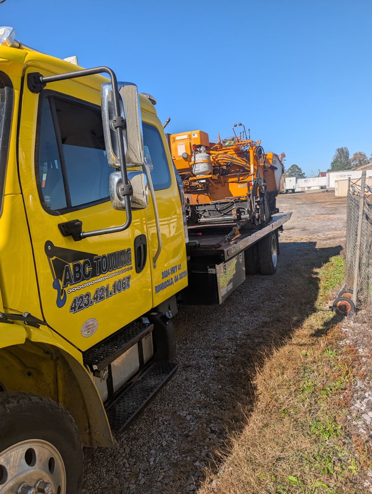 Project Efficient Heavy Equipment Hauling in Lafayette GA image