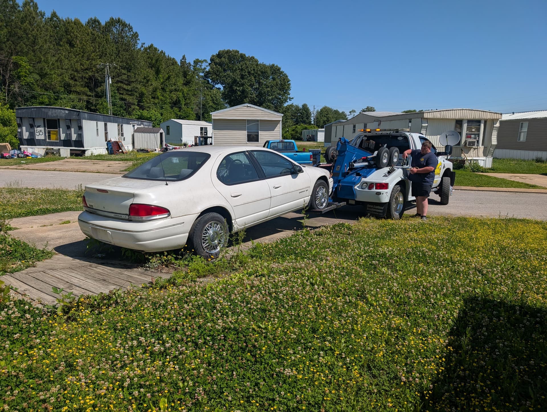 Gallery photos for Unauthorized Vehicle Removed from Ringgold Property the Right Way: Image #5