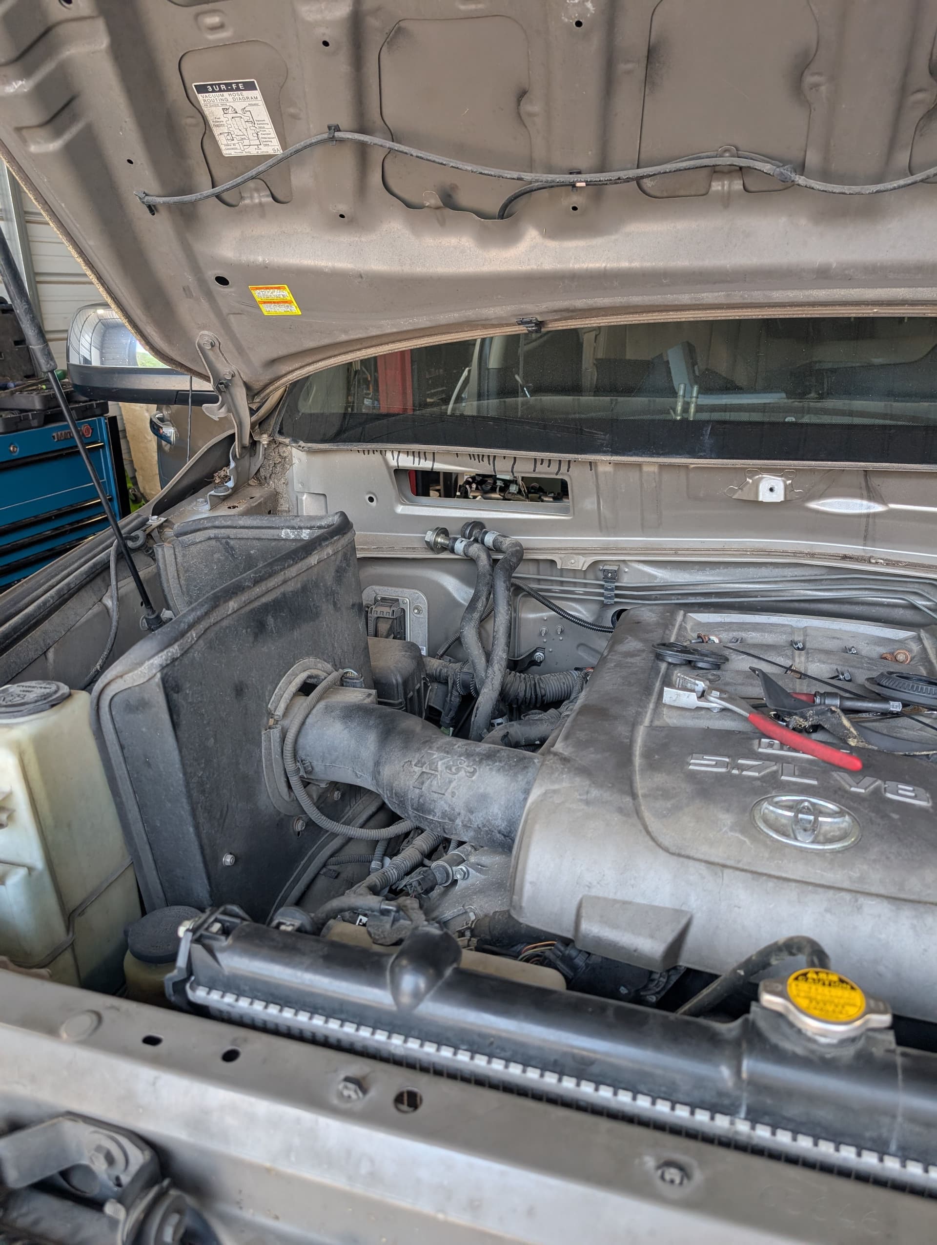 Gallery photos for A/C System Overhaul in Toyota Tundra 5.7L 4x4: Image #6
