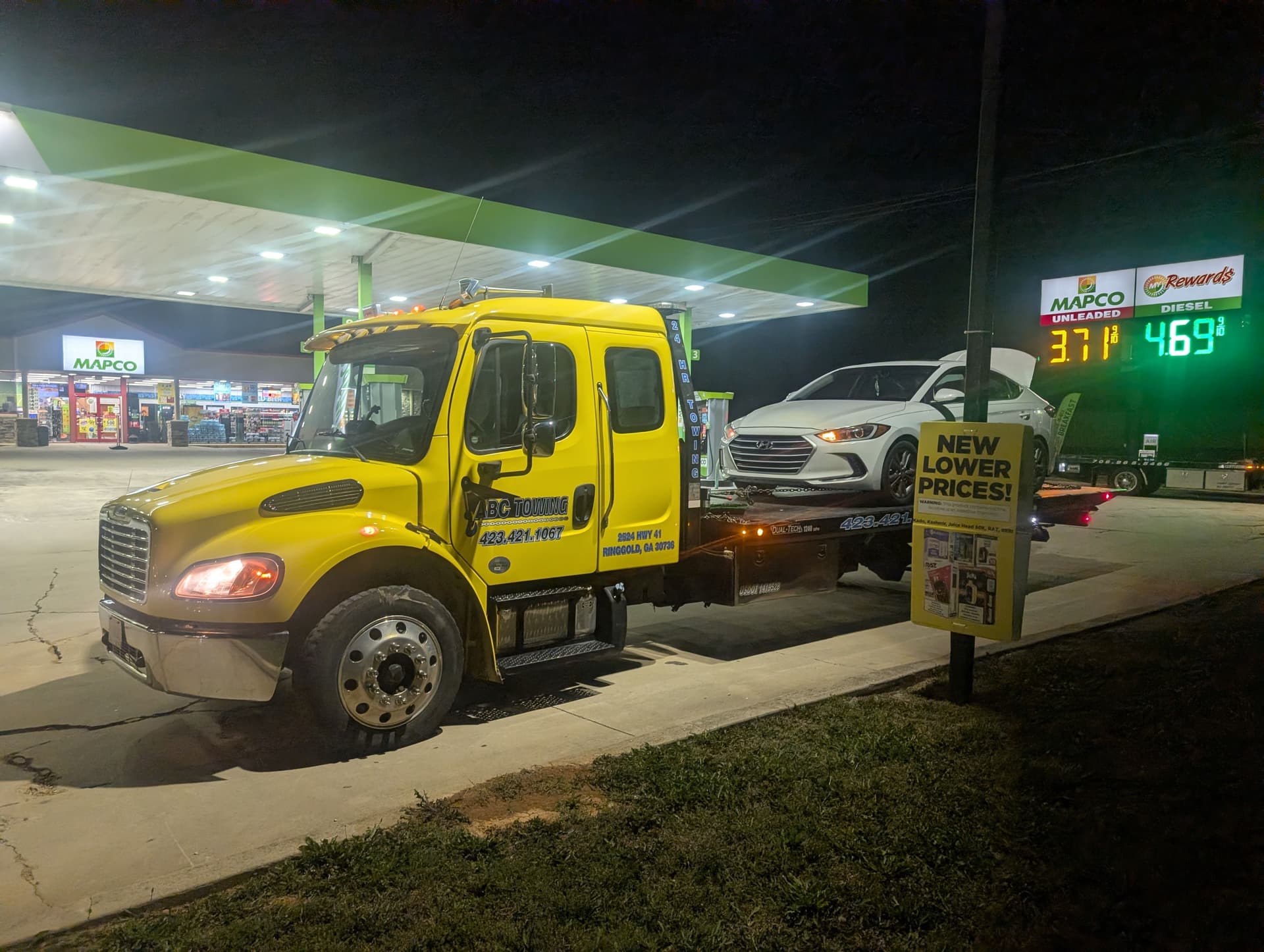 Gallery photos for Late-Night Accident Recovery and Towing in Ringgold GA: Image #9