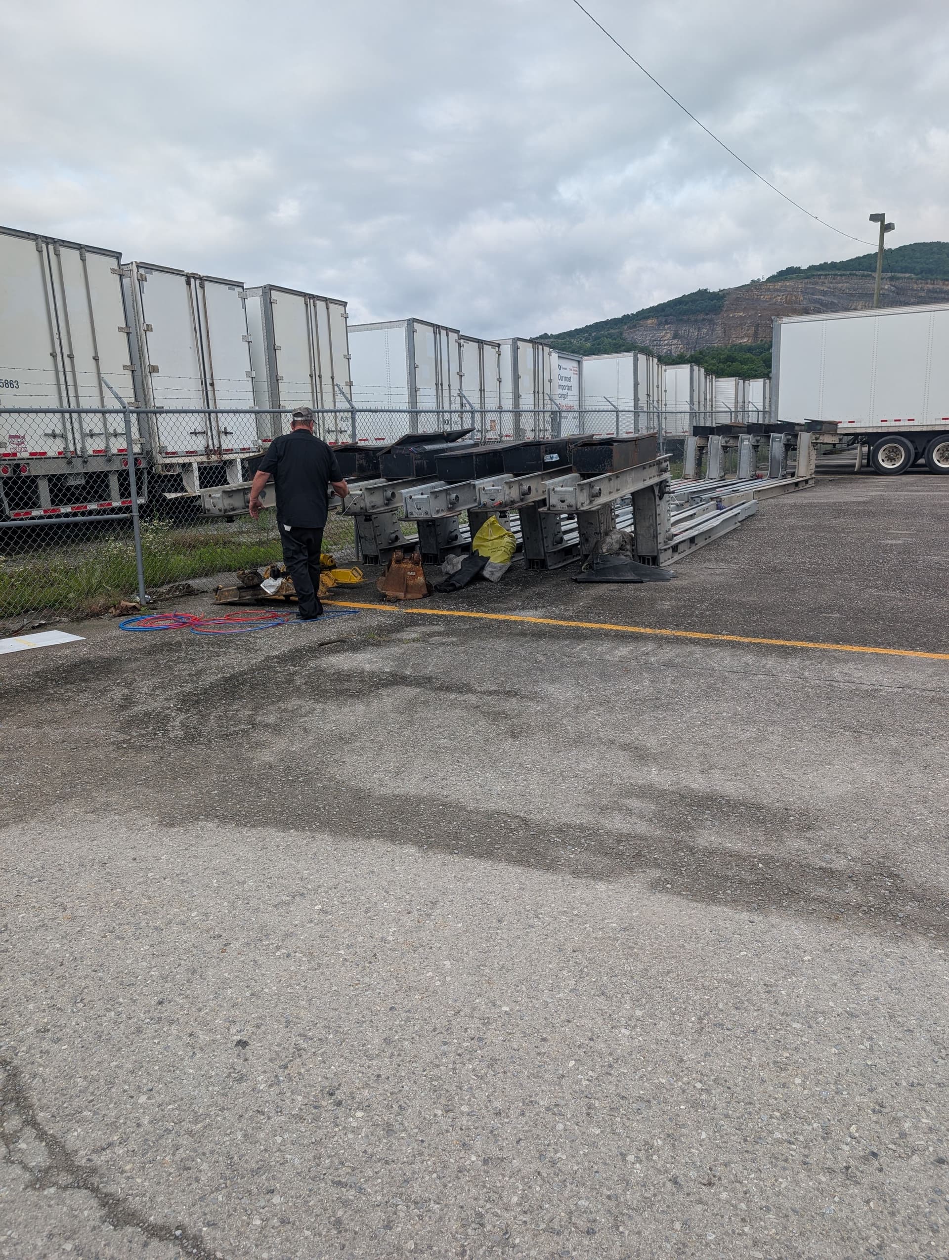 Gallery photos for Heavy Haul Done Right - Loading Semi Trailer Z-Bars with a Forklift: Image #7