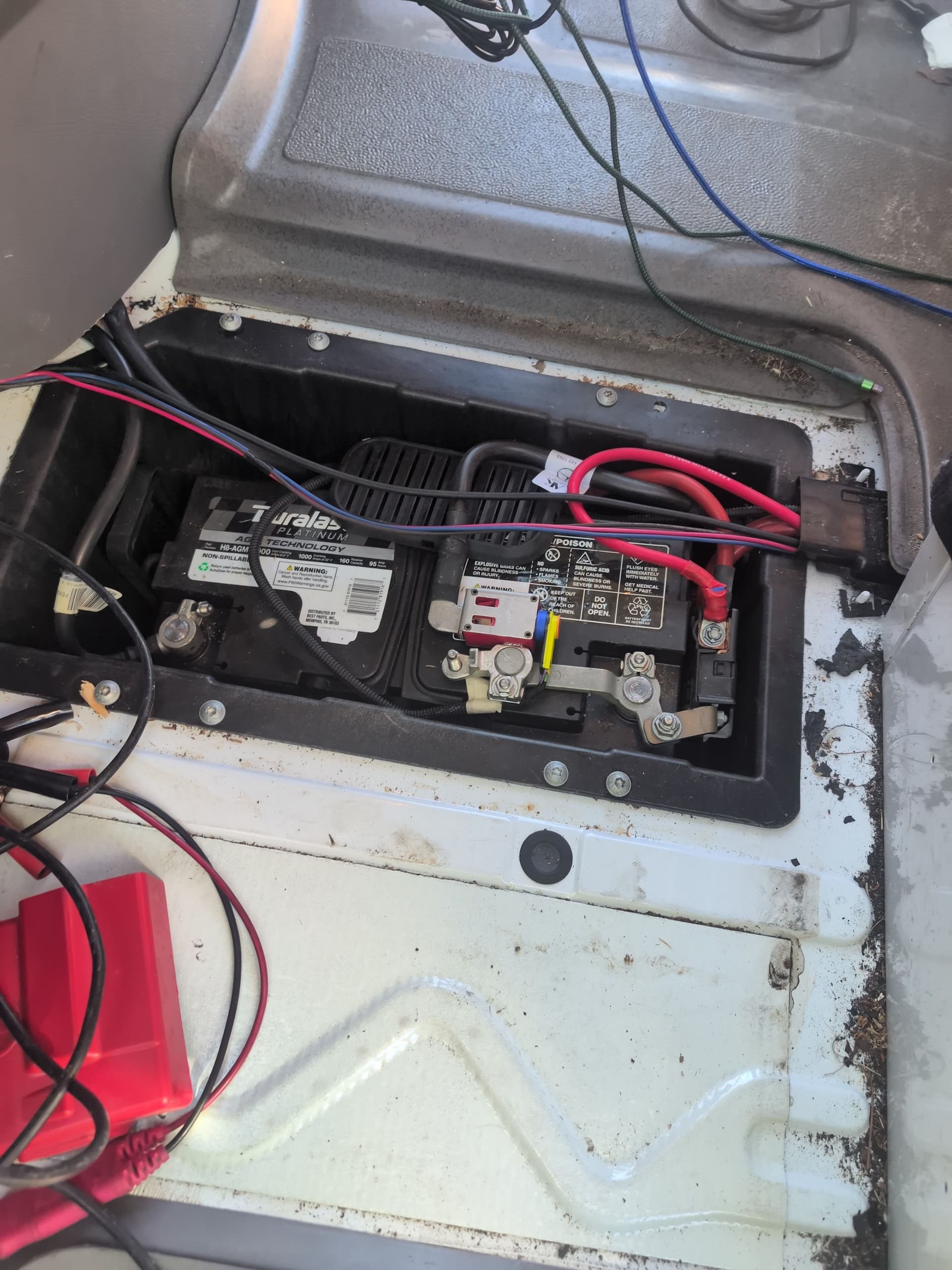 Gallery photos for Mercedes Sprinter 3500 Rear Light Repair: Image #2