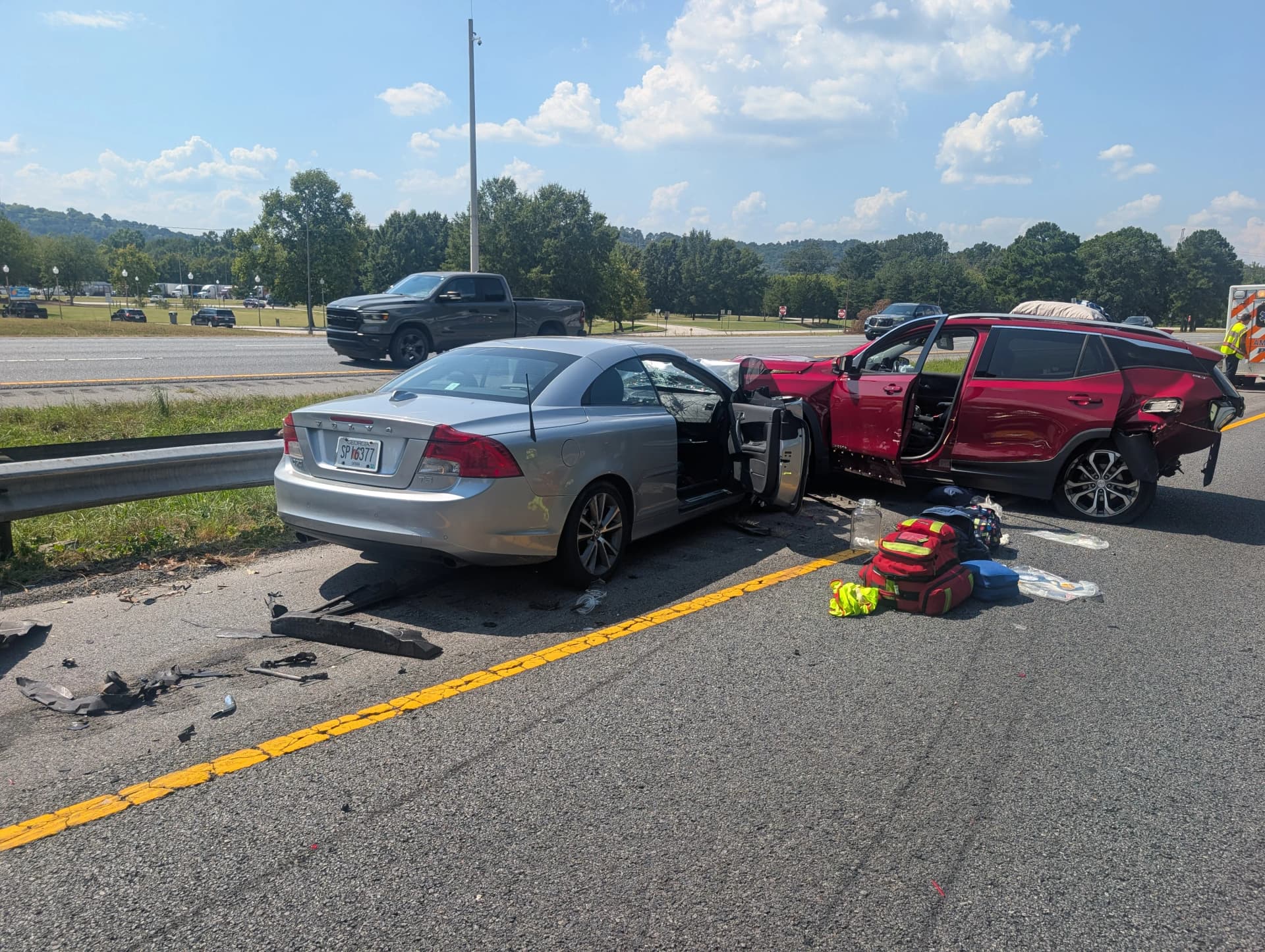 Gallery photos for Multi-Vehicle Accident Response on I-75 North in Ringgold: Image #1