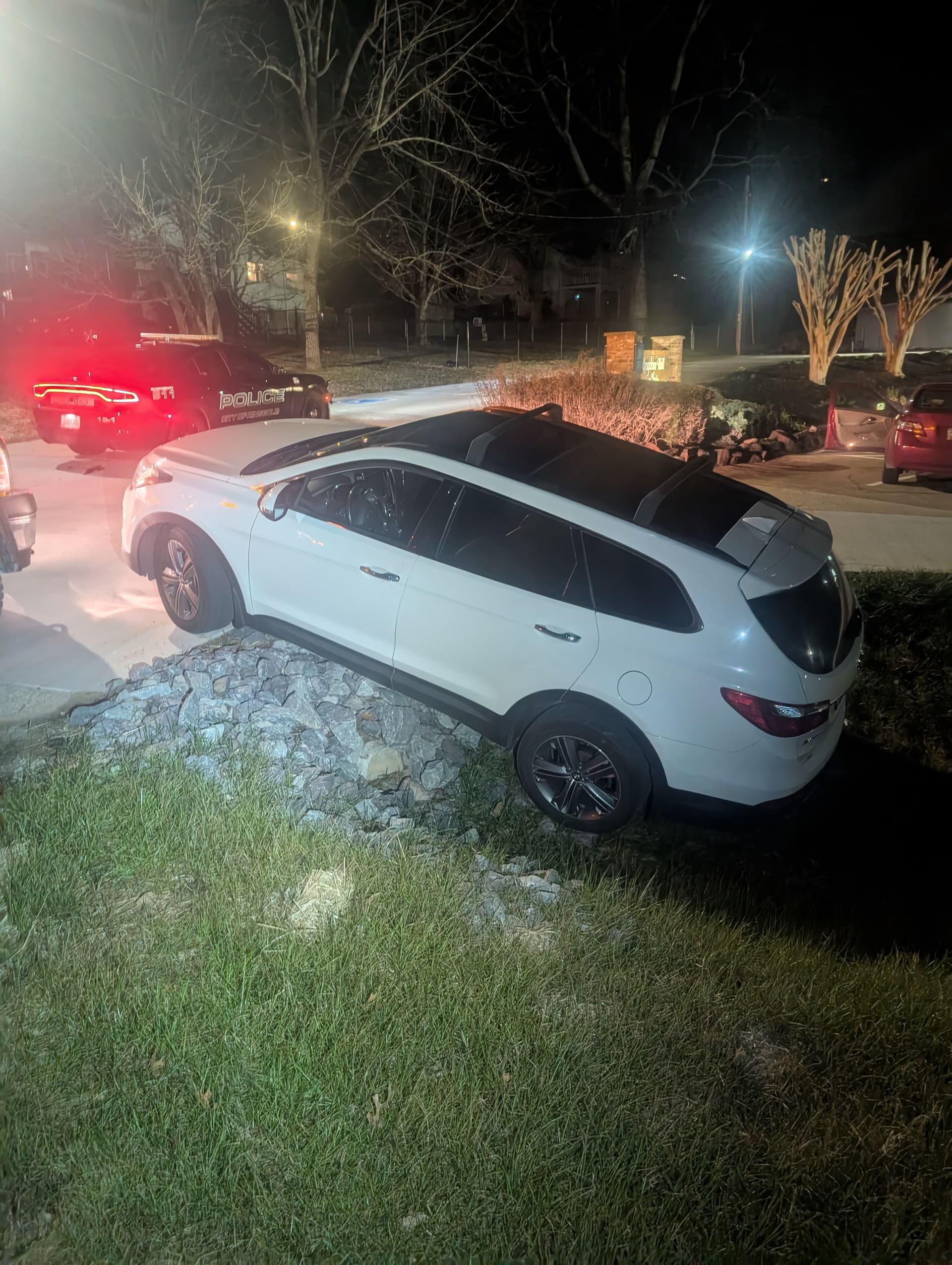 Gallery photos for Nighttime SUV Rescue by ABC Towing: Image #1