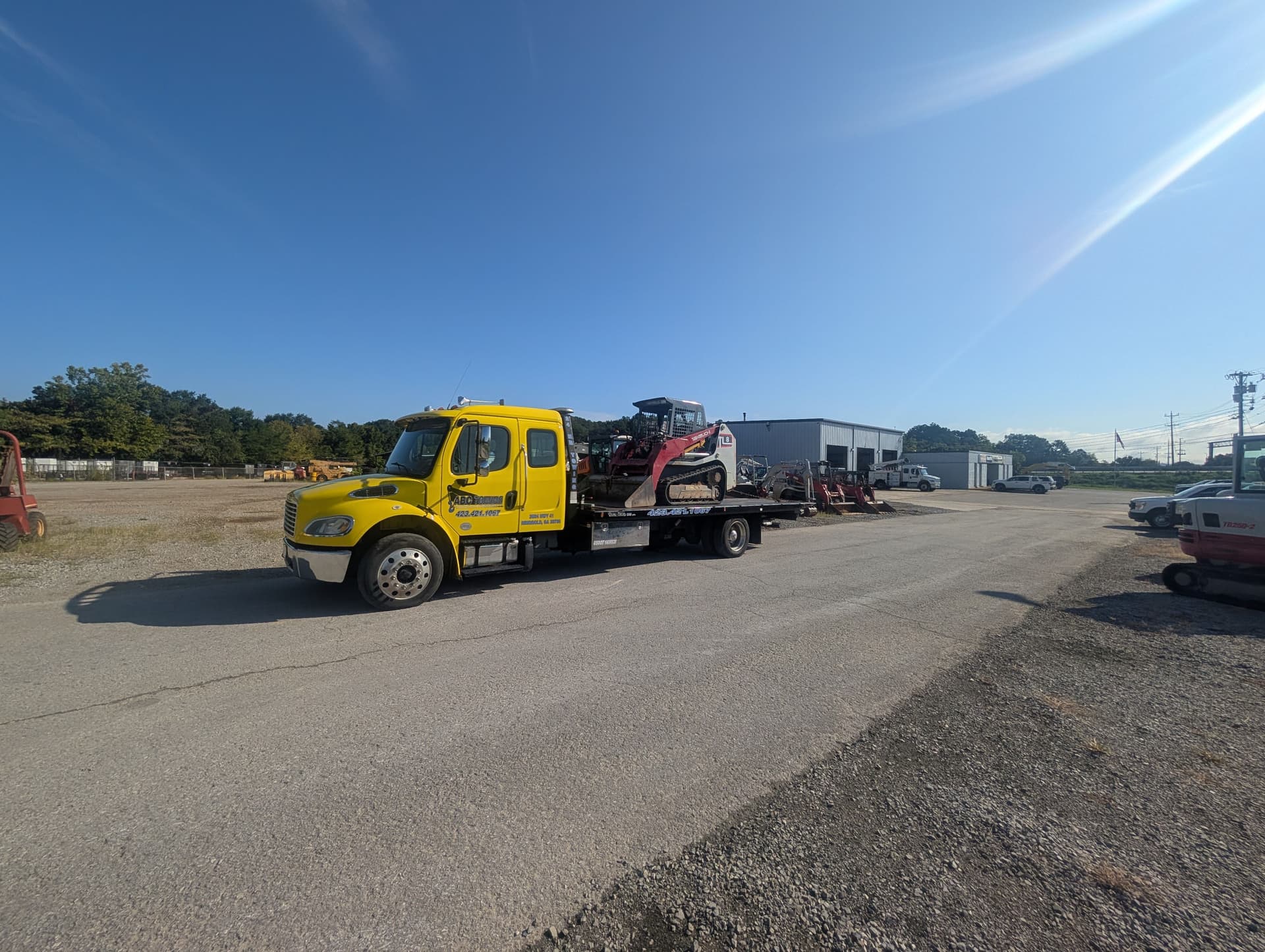 Gallery photos for T8 Track Steer Hauled from Power Equipment to Tunnel Hill GA: Image #3