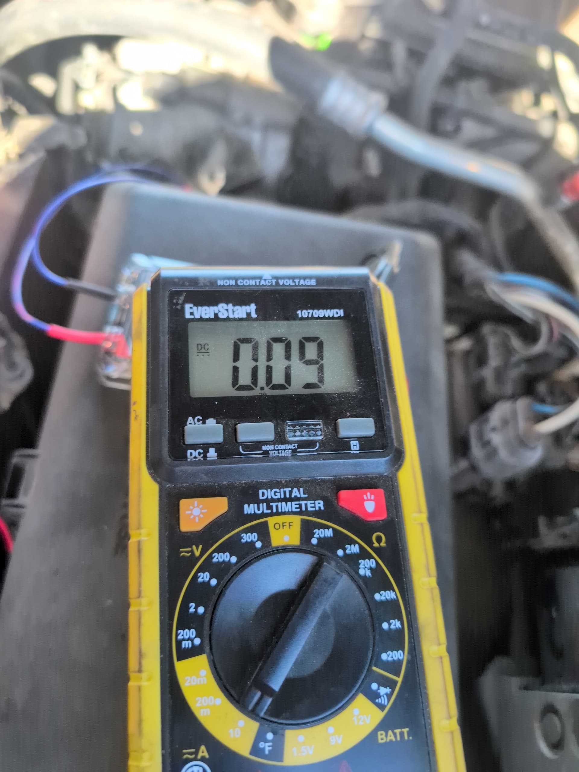 Gallery photos for Diagnosing a Battery Issue on a Toyota Tundra: Image #2