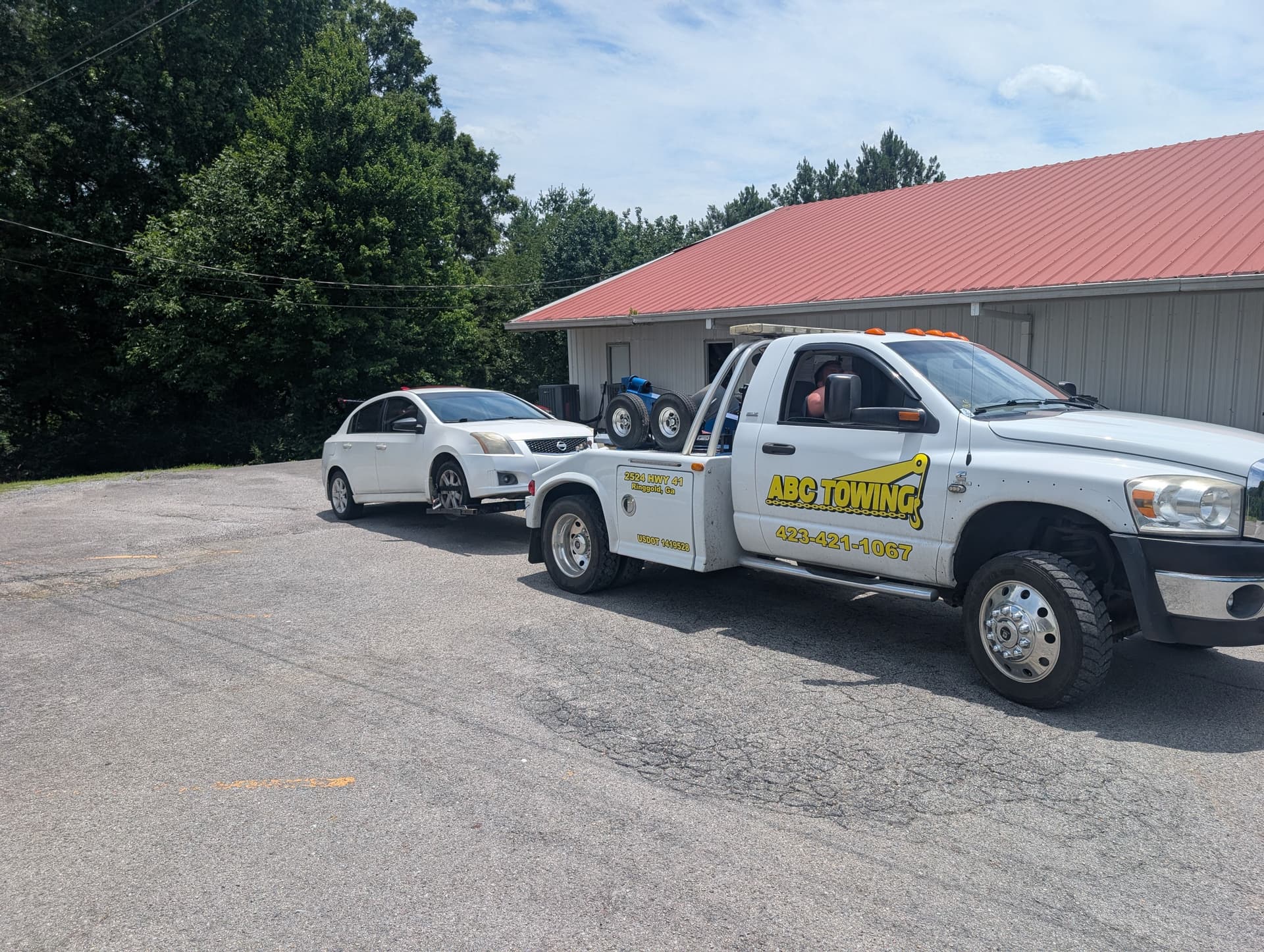 Gallery photos for Nissan Sentra Overheating Fixed with Radiator Replacement in Ringgold: Image #1