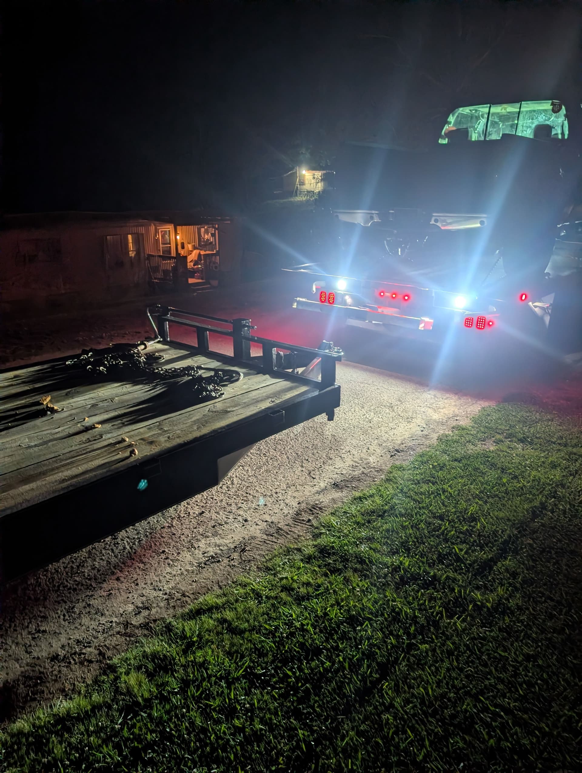 Gallery photos for Heavy Duty Night Tow F-250 and Track Loader Recovery: Image #4
