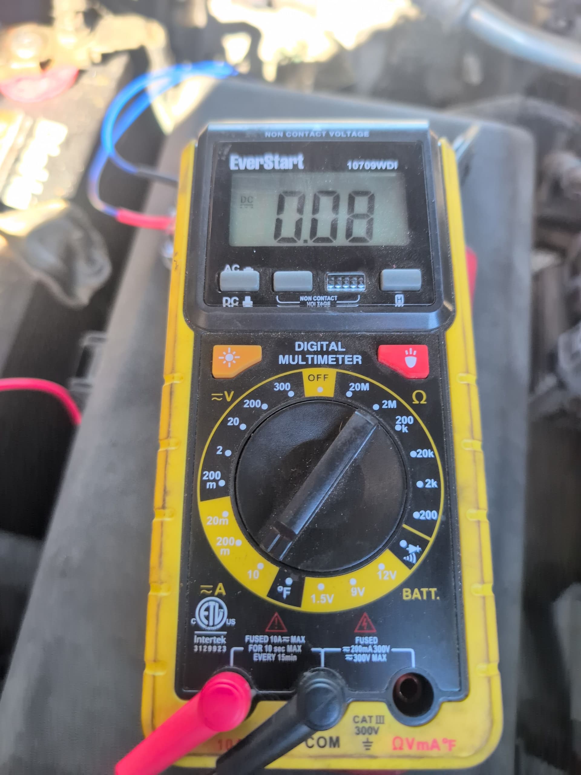 Gallery photos for Diagnosing a Battery Issue on a Toyota Tundra: Image #3