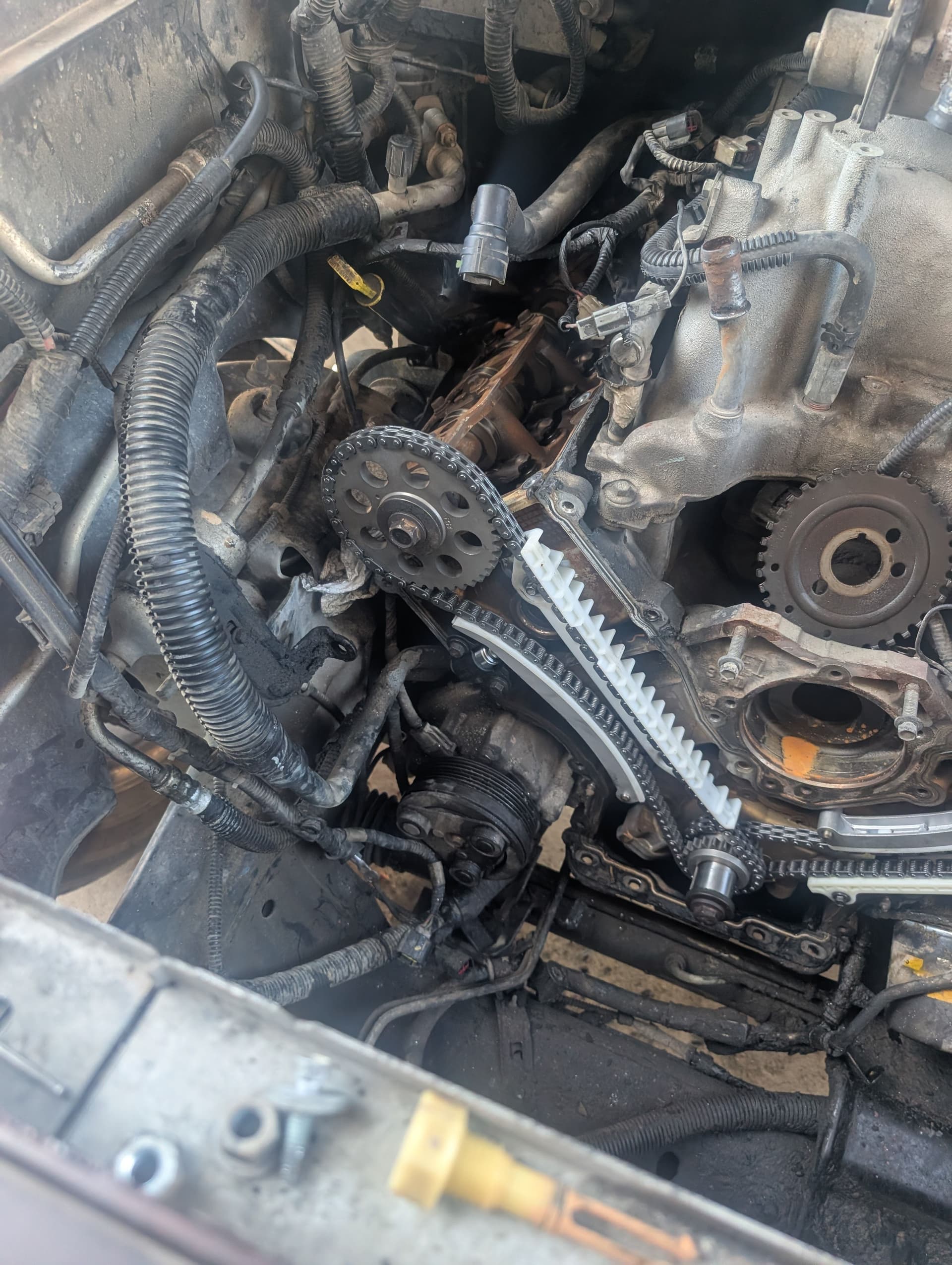 Gallery photos for Timing Chain Replacement on a 2004 Ford 4.6: Image #1