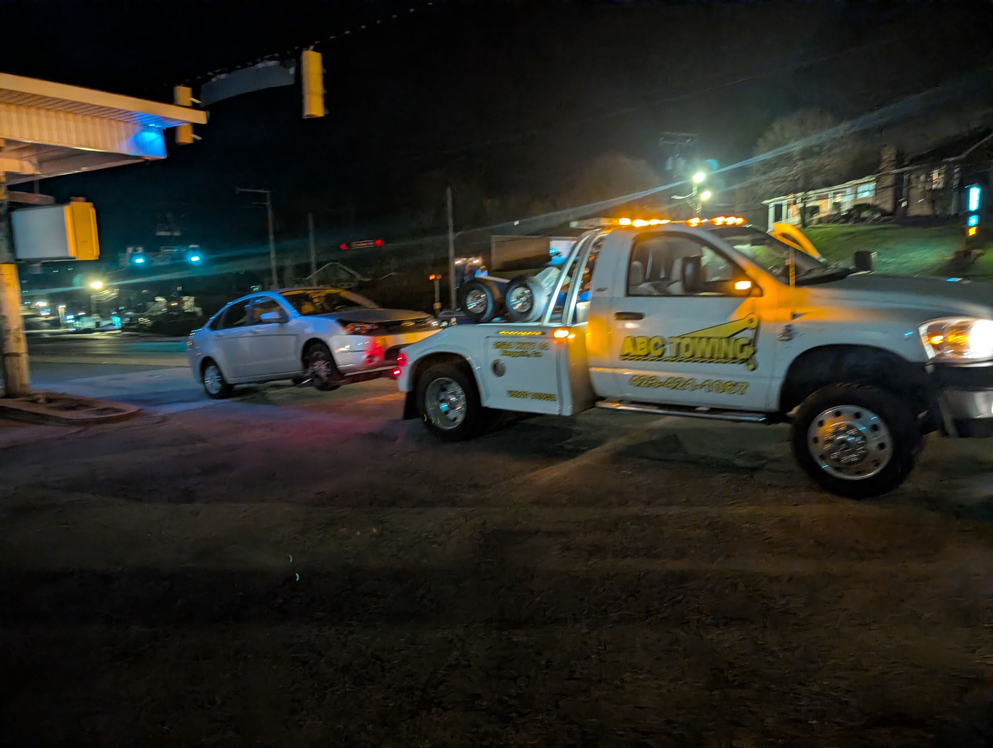 Project Nighttime Towing Solution for a Stuck Ford Focus image