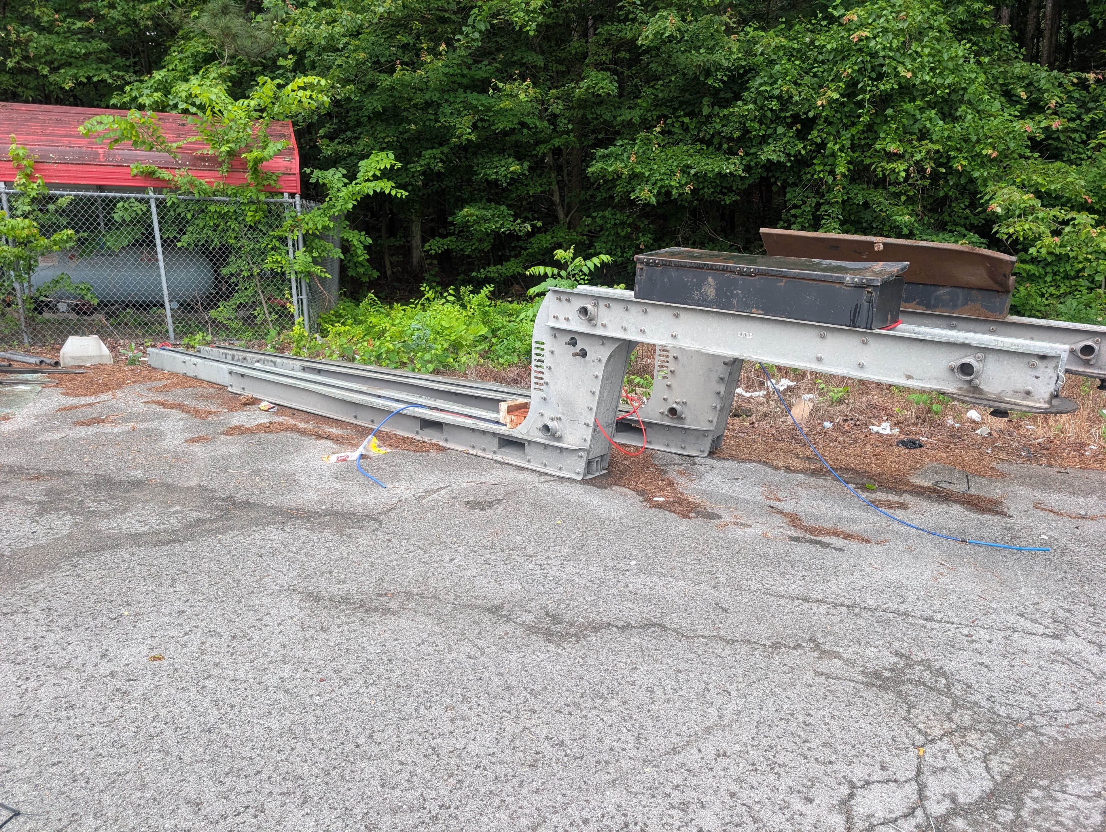 Project Heavy Haul Done Right - Loading Semi Trailer Z-Bars with a Forklift image