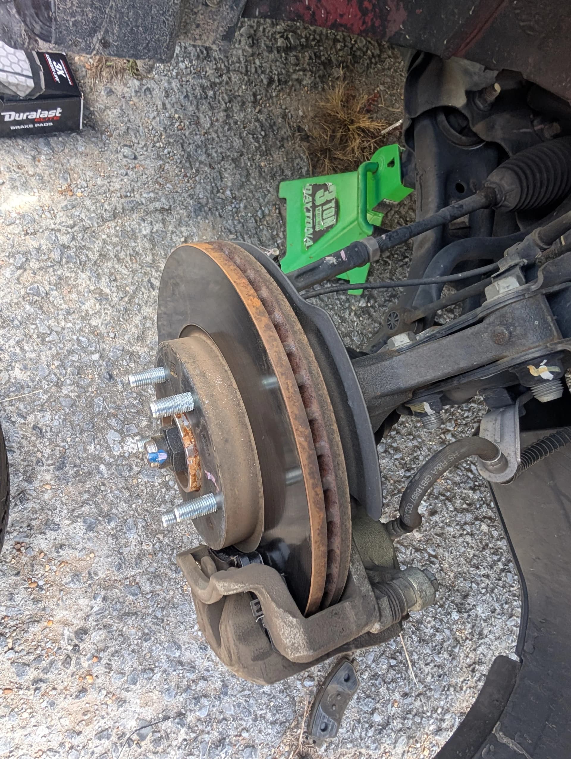 Gallery photos for Front and Rear Brake Pad Replacement on a Hyundai Elantra: Image #3