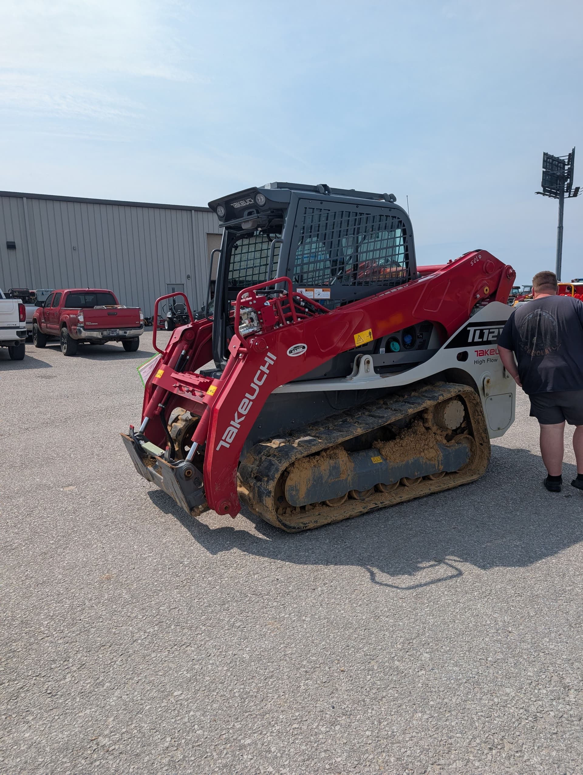 Gallery photos for Takeuchi TL12V2 Hauled from Crossville TN to Ringgold GA: Image #1
