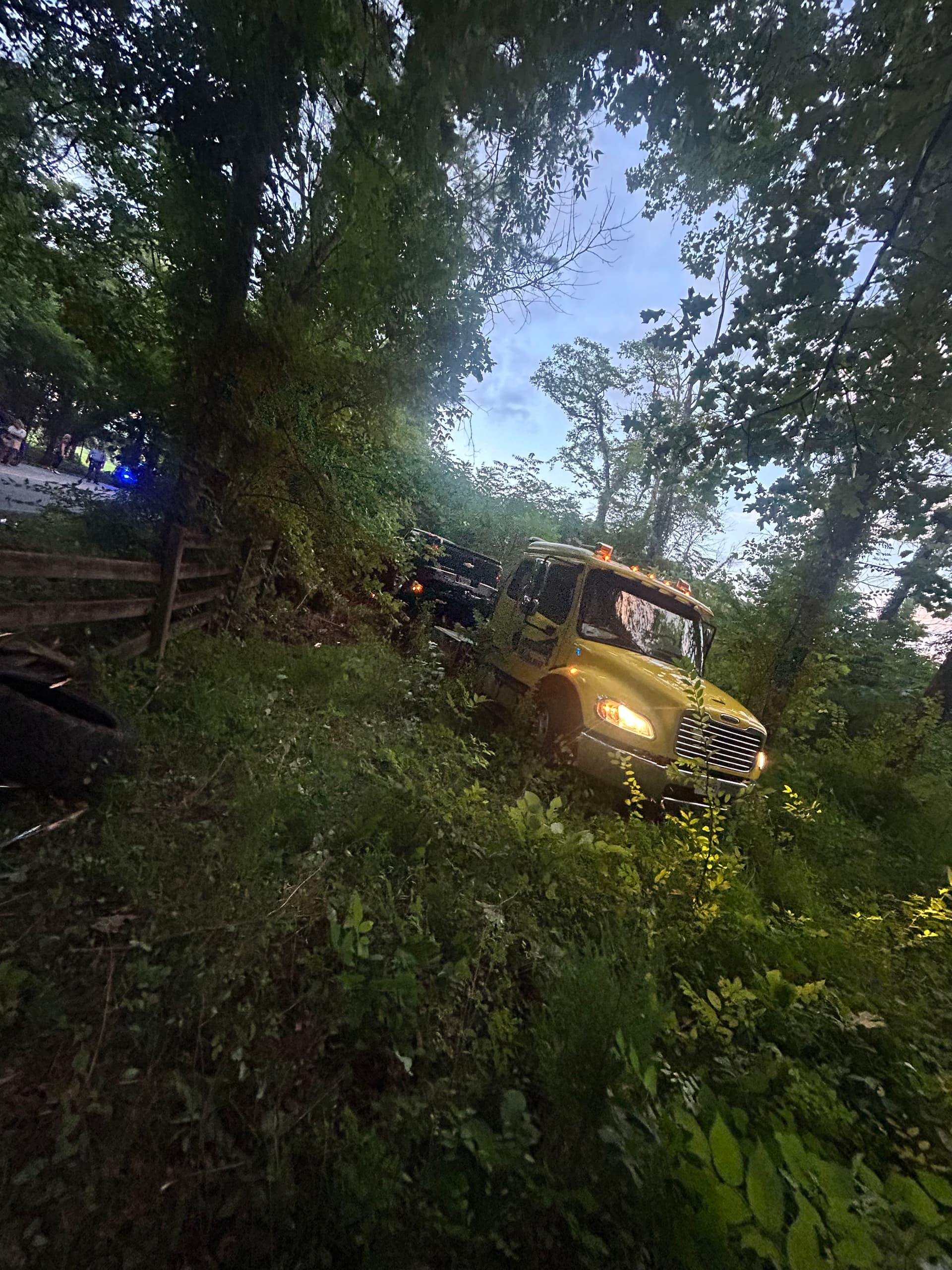 Gallery photos for Chevy Silverado Accident Recovery Deep in the Brush: Image #8