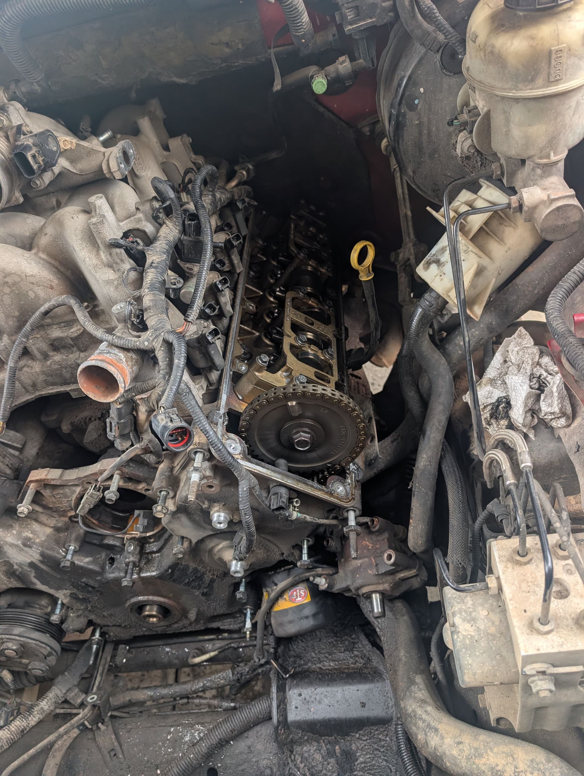 Gallery photos for Timing Chain Replacement on a 2004 Ford F-150 4.6: Image #5