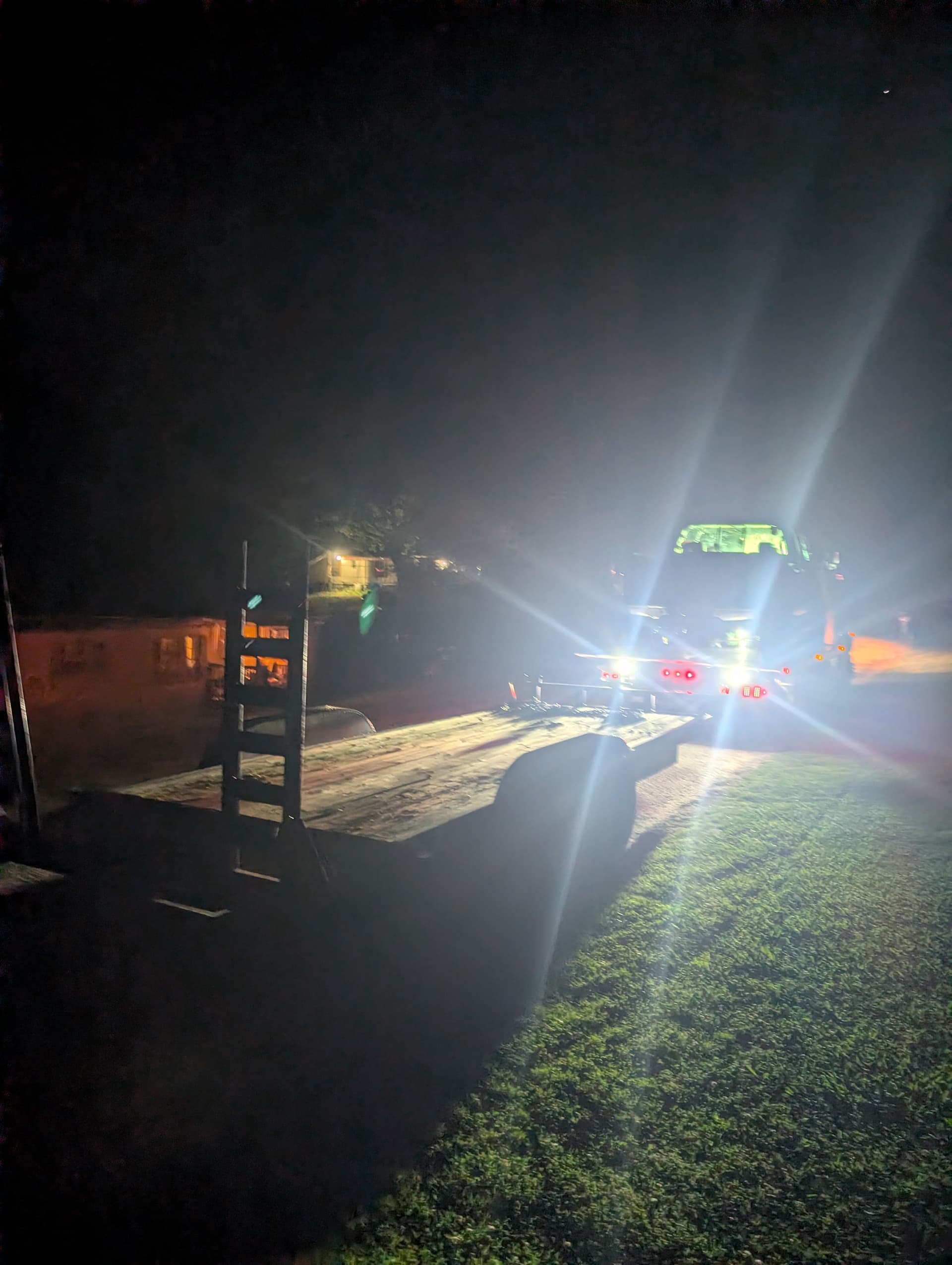 Gallery photos for Heavy Duty Night Tow F-250 and Track Loader Recovery: Image #3
