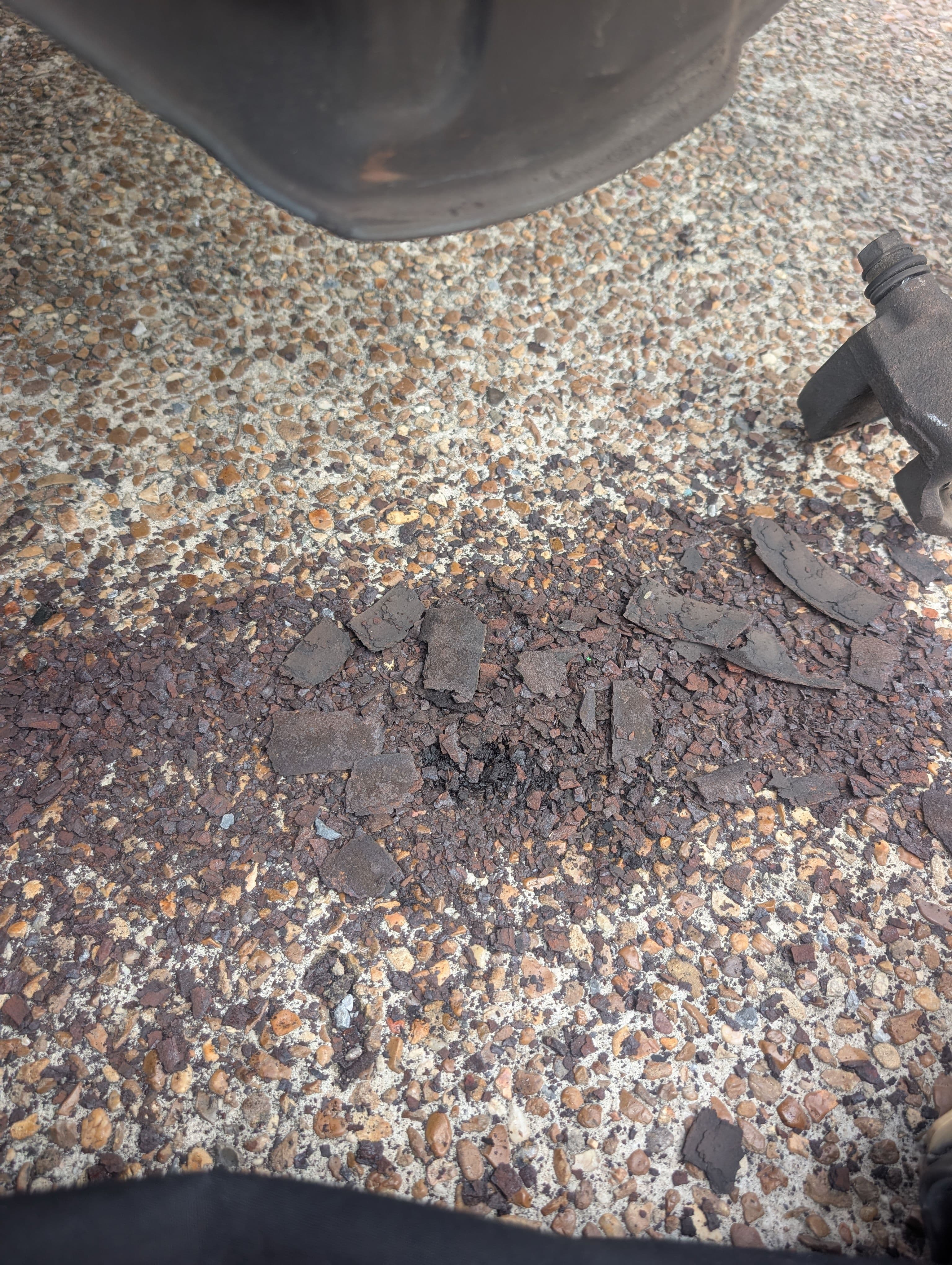 Project Toyota RAV4 AWD Full Brake Pad and Rotor Replacement image