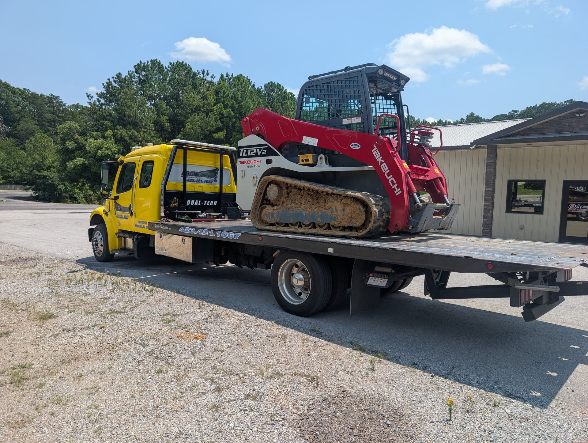 Gallery photos for Takeuchi TL12V2 Hauled from Crossville TN to Ringgold GA: Image #8