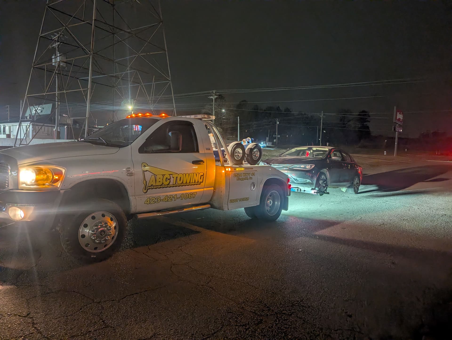 Gallery photos for Late-Night Chrysler 200 Rescue by ABC Towing: Image #4