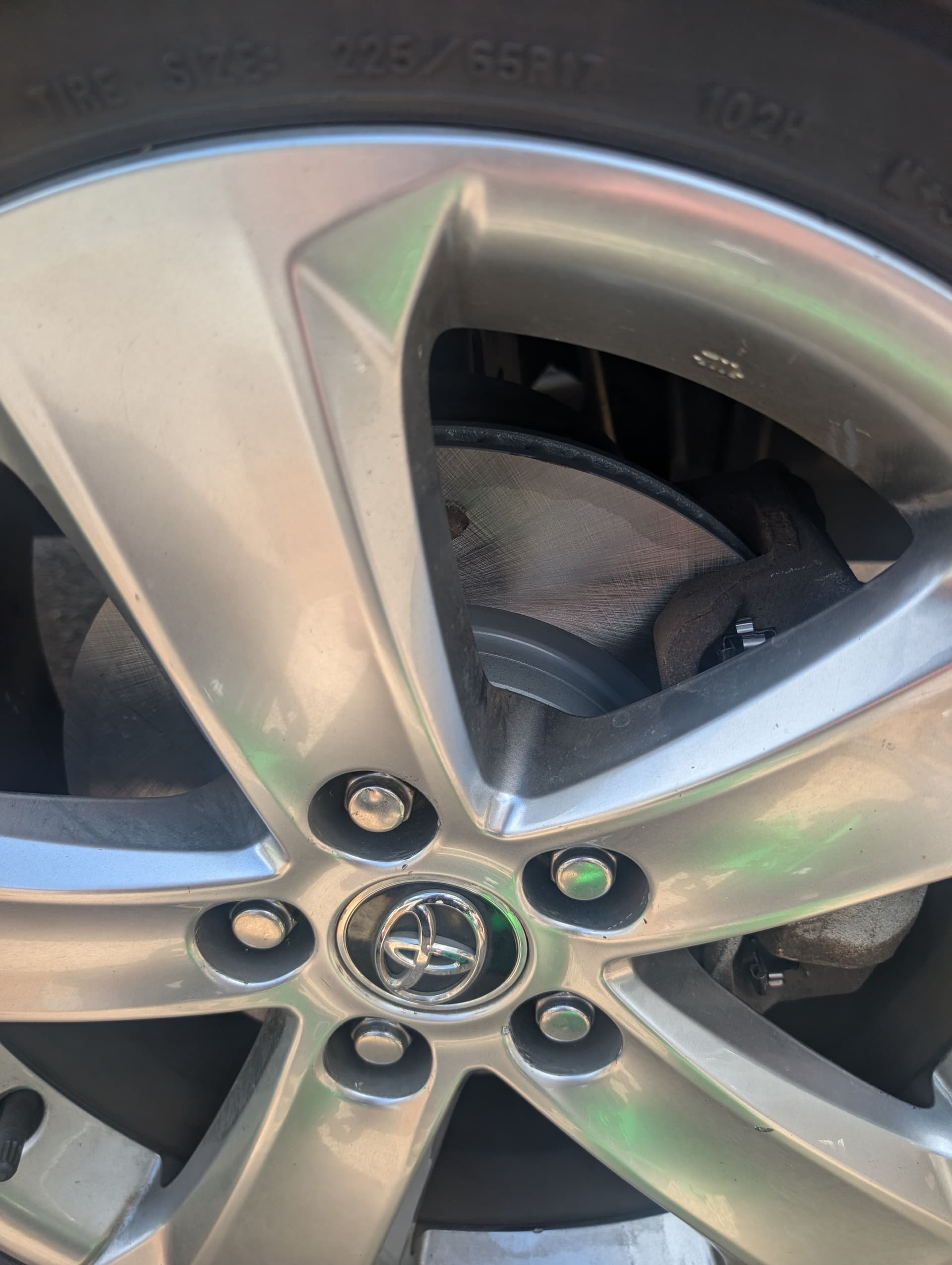 Gallery photos for Toyota RAV4 AWD Full Brake Pad and Rotor Replacement: Image #1
