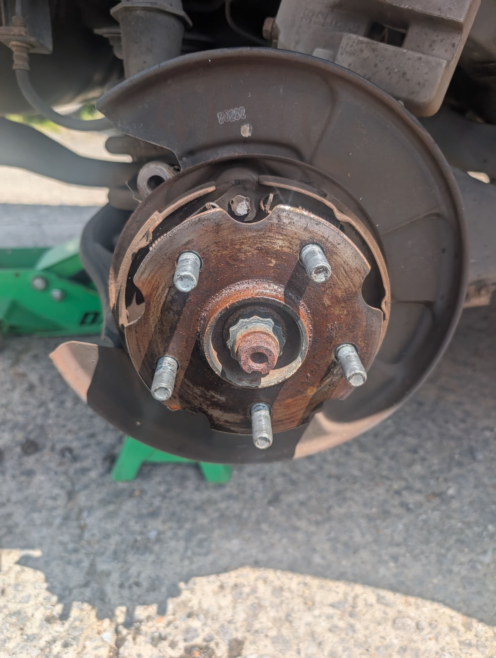 Gallery photos for Toyota RAV4 AWD Full Brake Pad and Rotor Replacement: Image #4