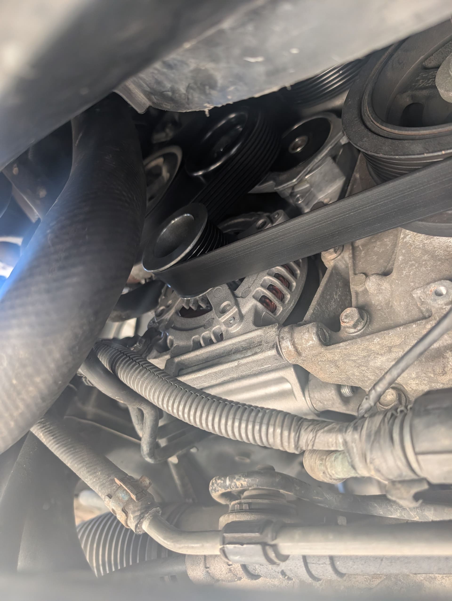 Gallery photos for Swift Alternator Replacement on Toyota Tundra: Image #3