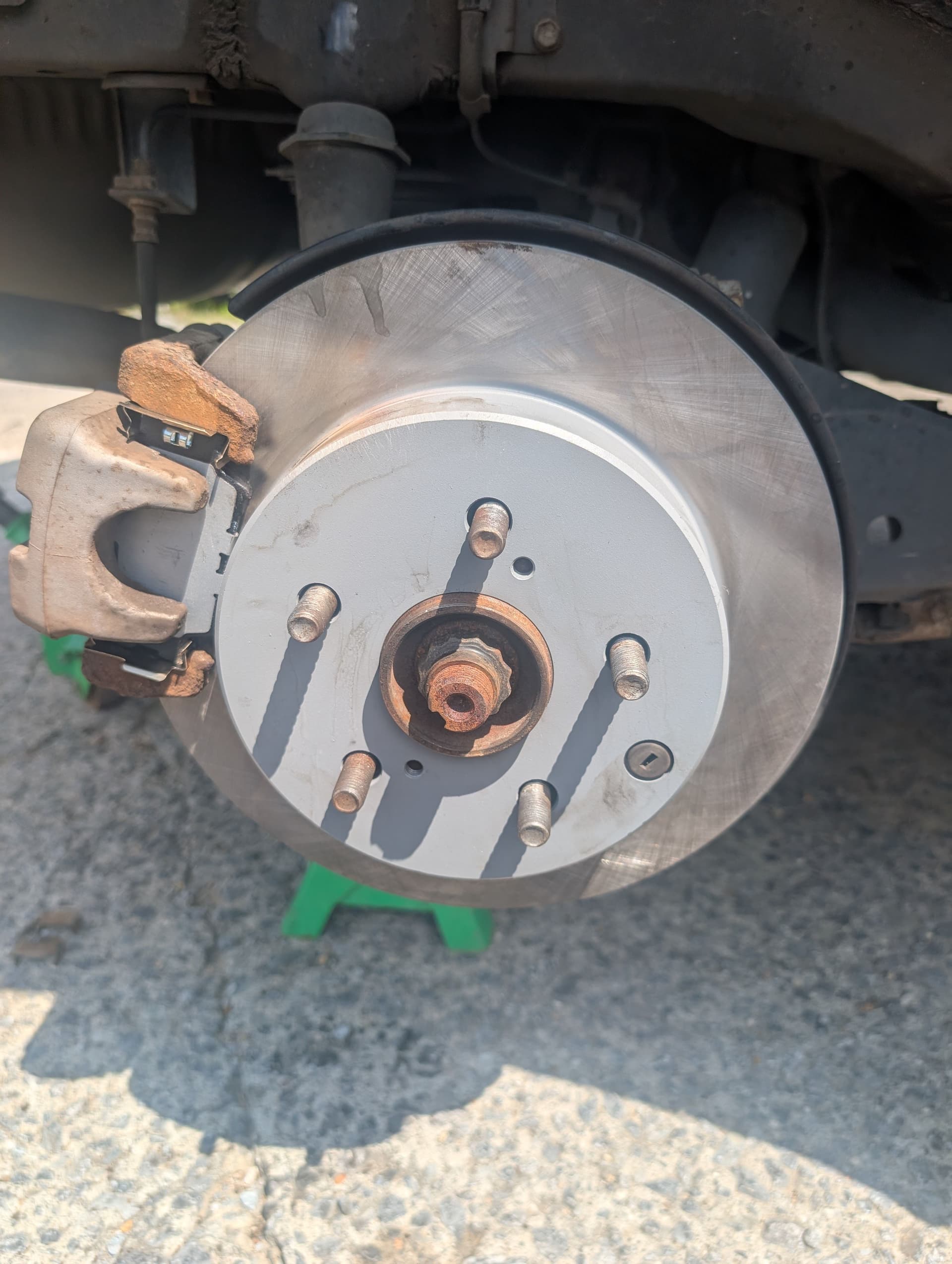 Gallery photos for Toyota RAV4 AWD Full Brake Pad and Rotor Replacement: Image #6