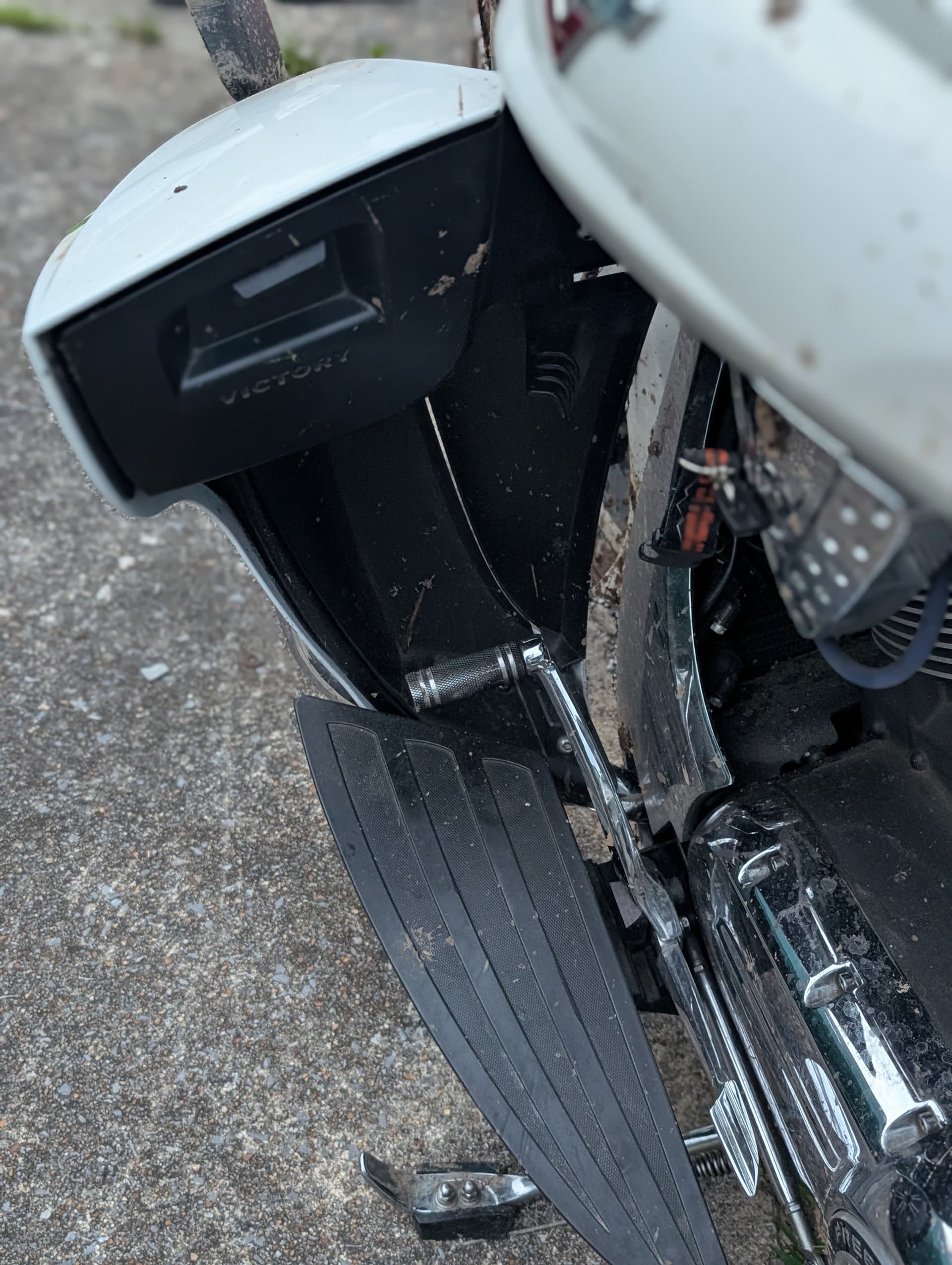 Gallery photos for Motorcycle Accident Recovery - Victory Bagger After a Serious Crash: Image #8