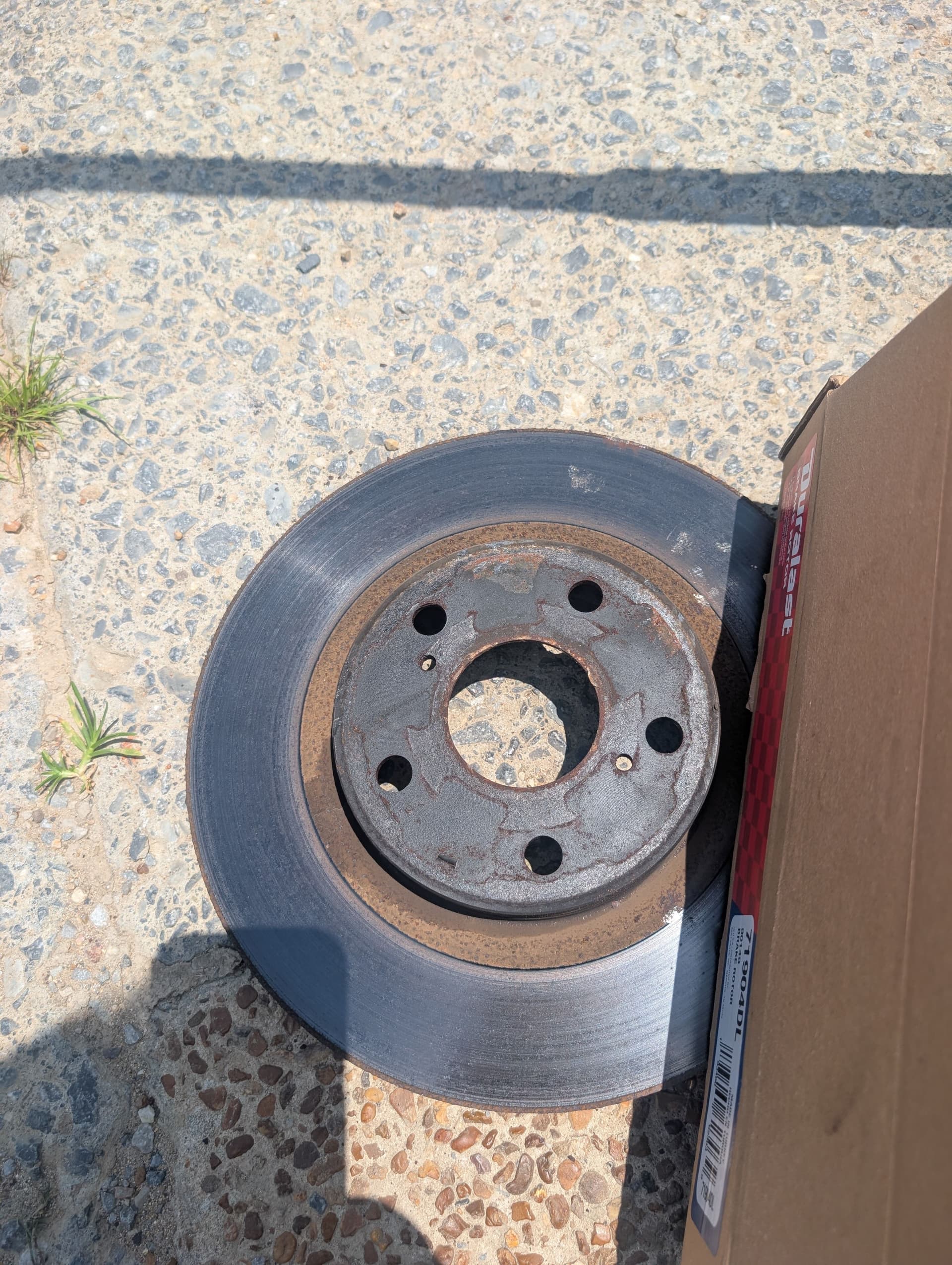 Gallery photos for Toyota RAV4 AWD Full Brake Pad and Rotor Replacement: Image #2