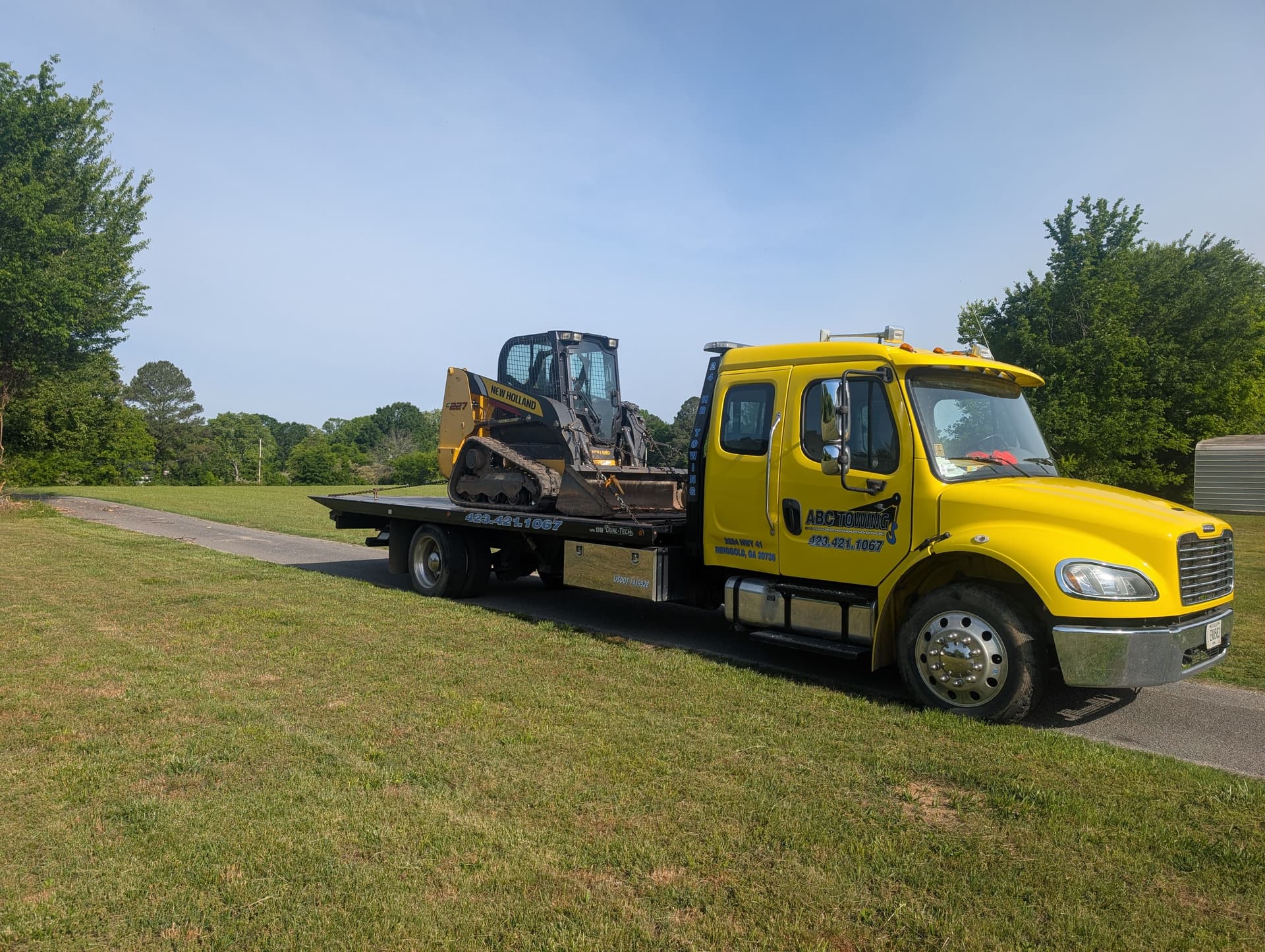 Gallery photos for Skid Steer Hauling Done Right From Ringgold to Hixson: Image #4