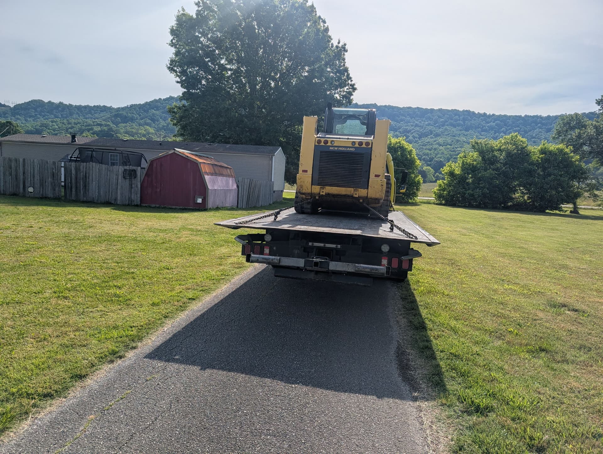 Gallery photos for Skid Steer Hauling Done Right From Ringgold to Hixson: Image #2