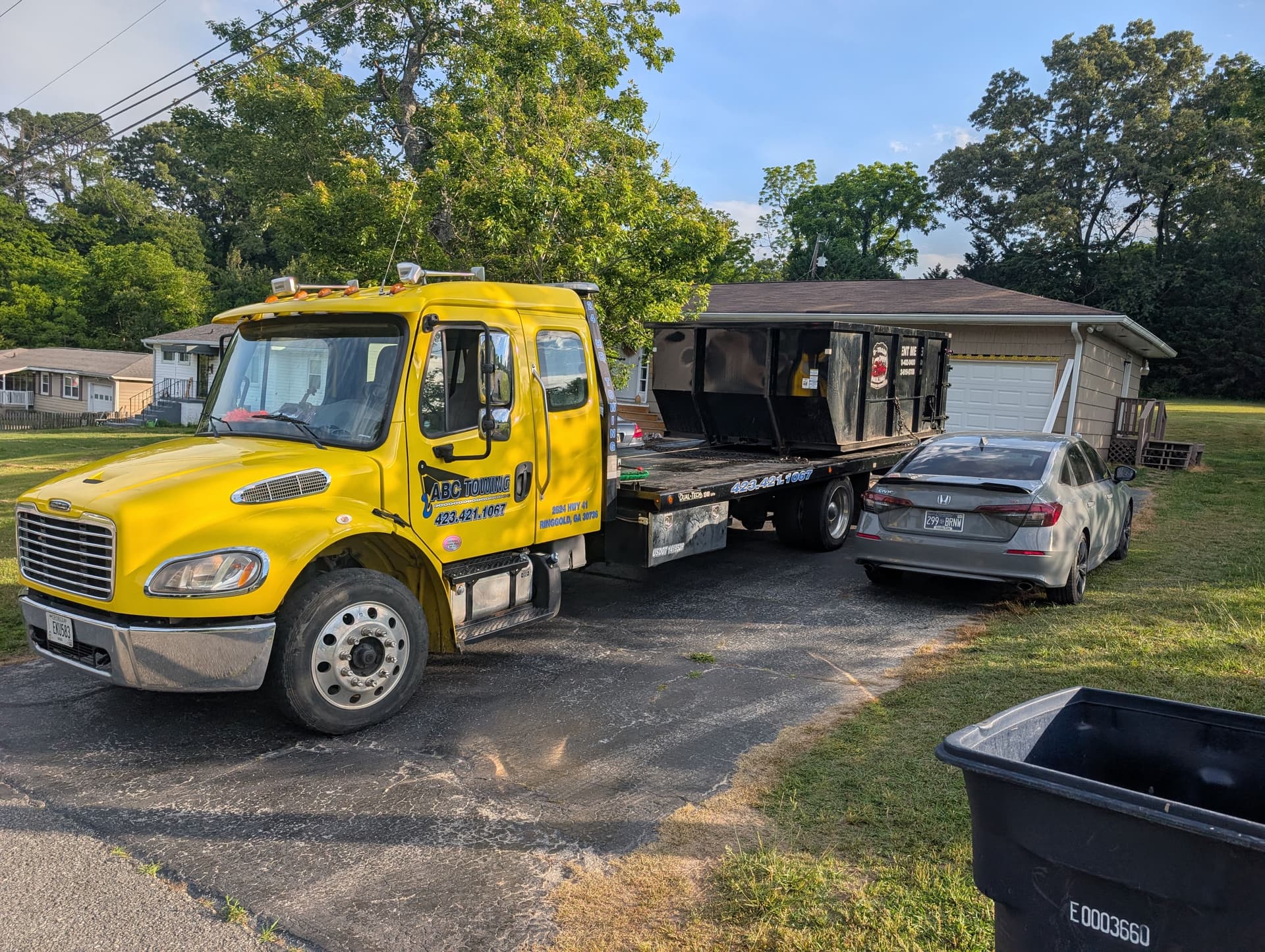 Gallery photos for Hauling Roll-Off Dumpsters When It Matters Most: Image #4