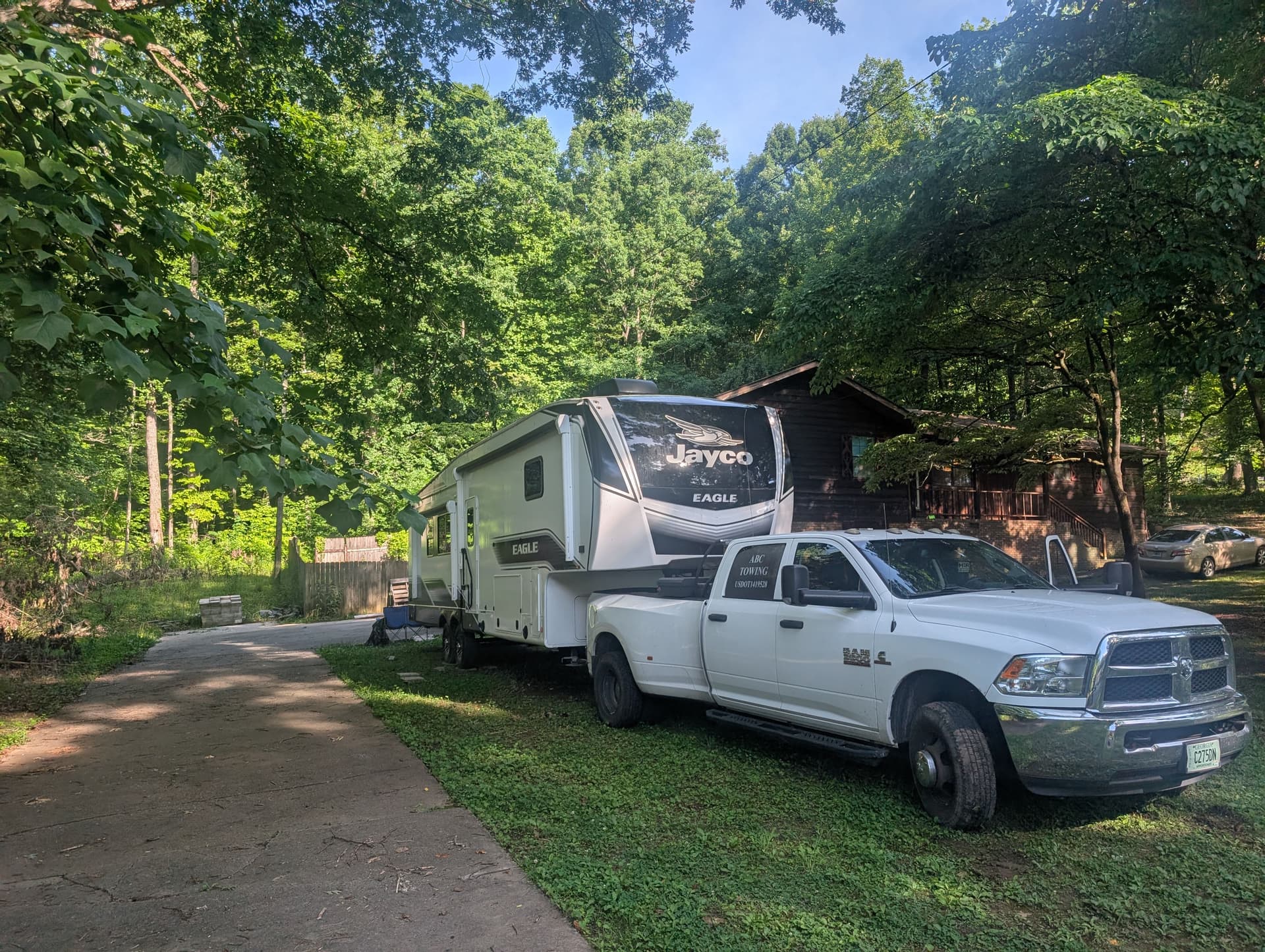 Gallery photos for Fifth-Wheel Towing Done Right for Your Jayco Eagle: Image #6