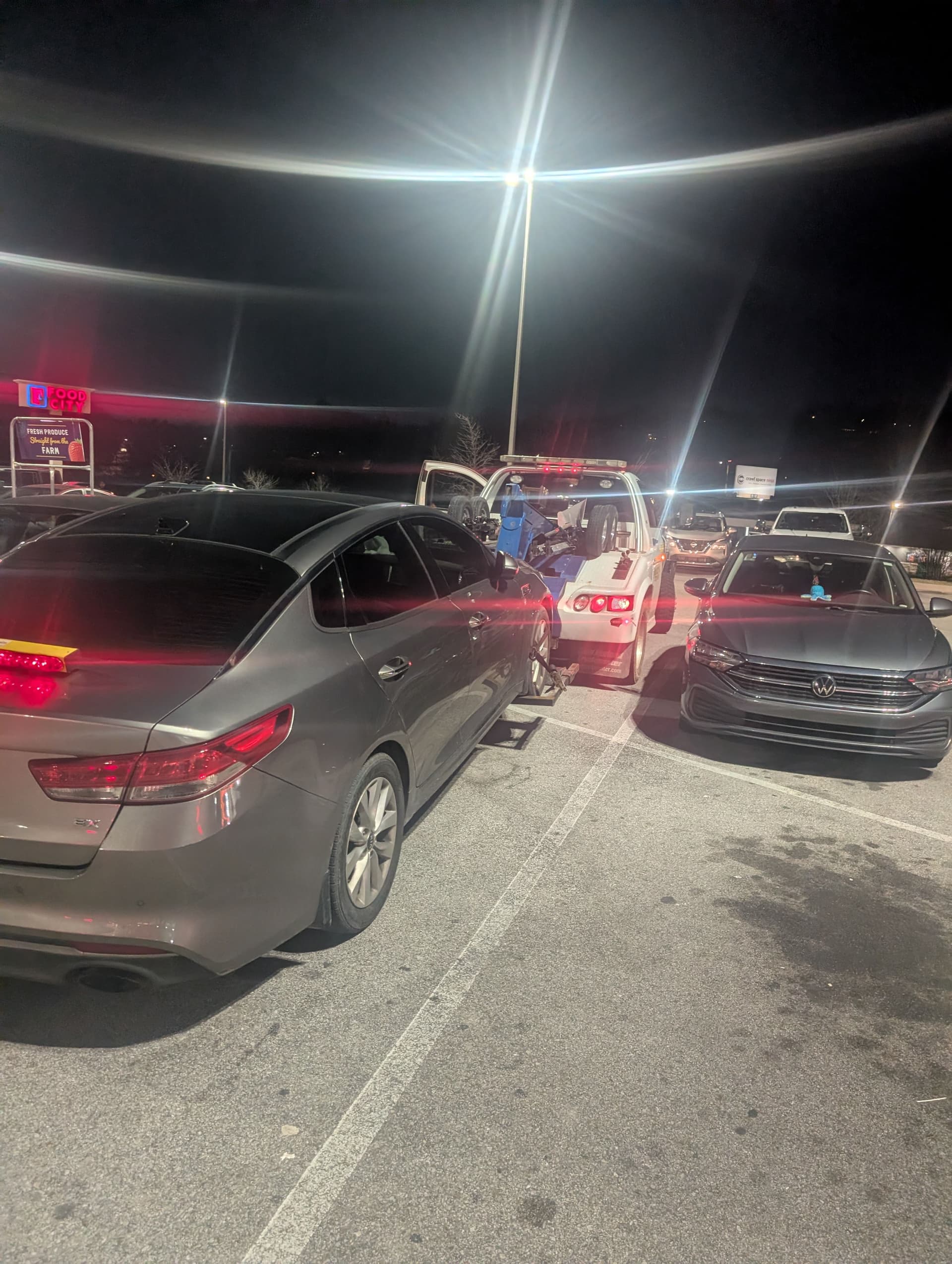 Gallery photos for Quick Rescue by ABC Towing from Food City to Tunnel Hill GA: Image #1