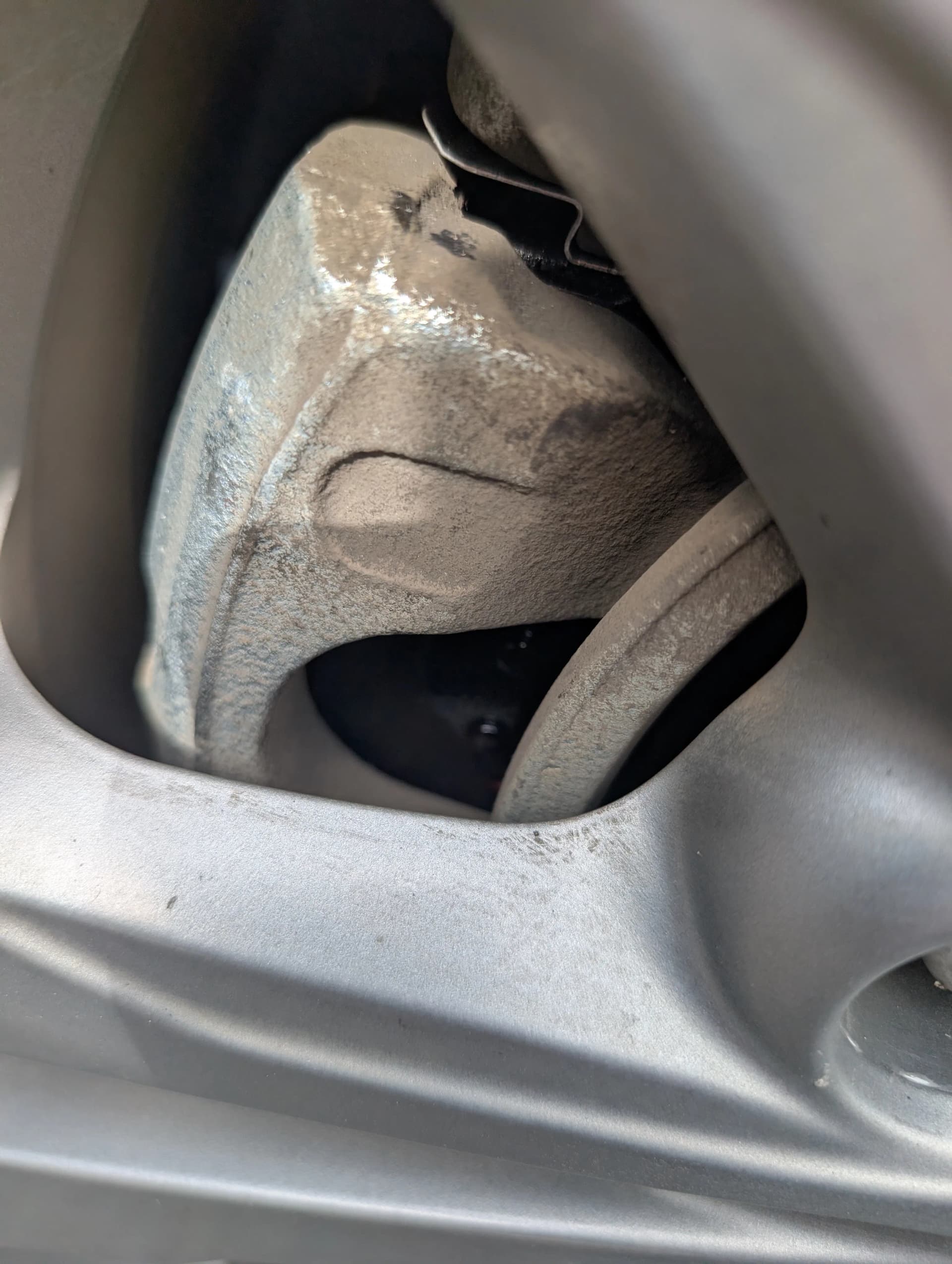 Gallery photos for Front and Rear Brake Pad Replacement on a Hyundai Elantra: Image #2