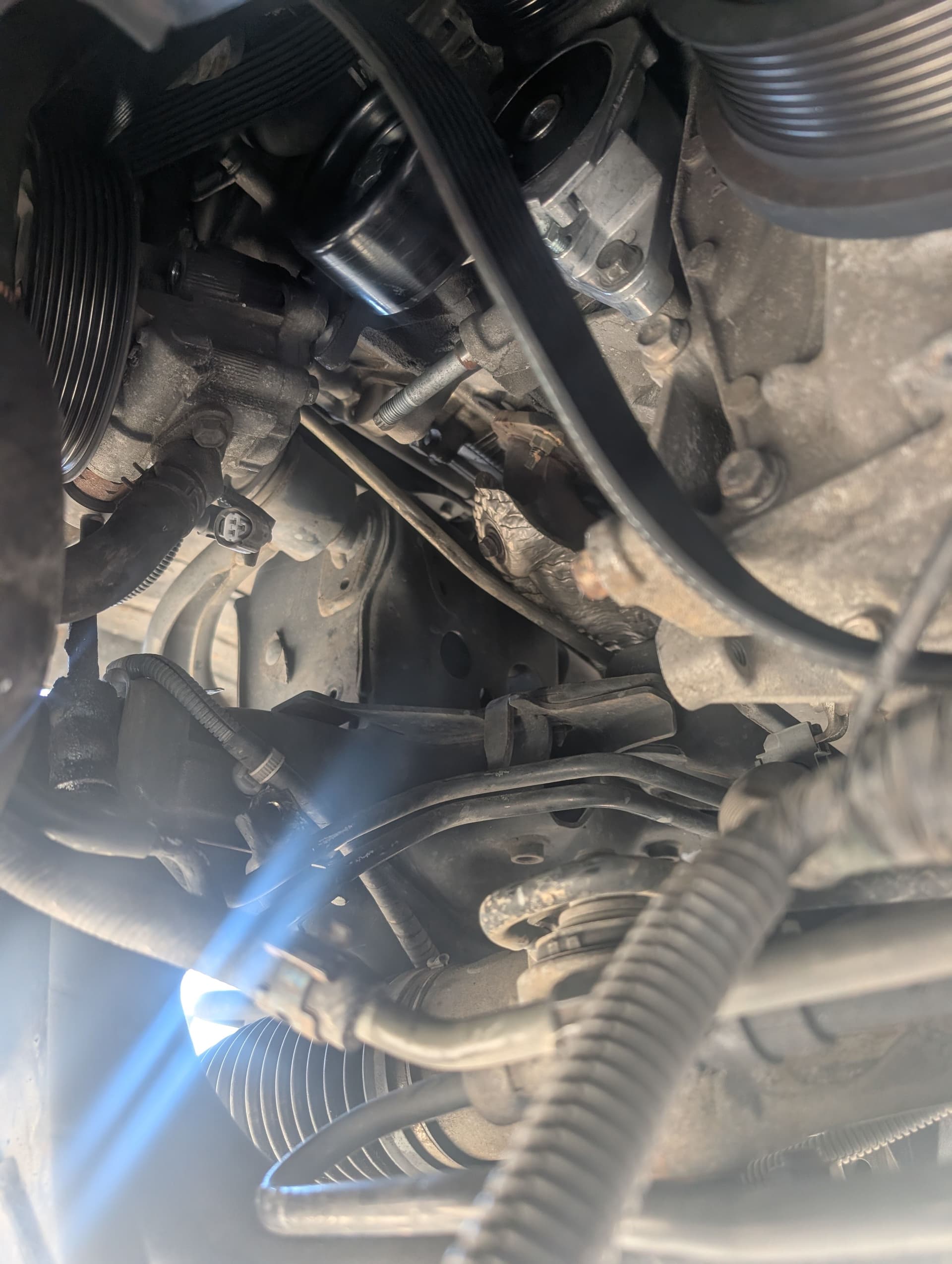 Gallery photos for Swift Alternator Replacement on Toyota Tundra: Image #6