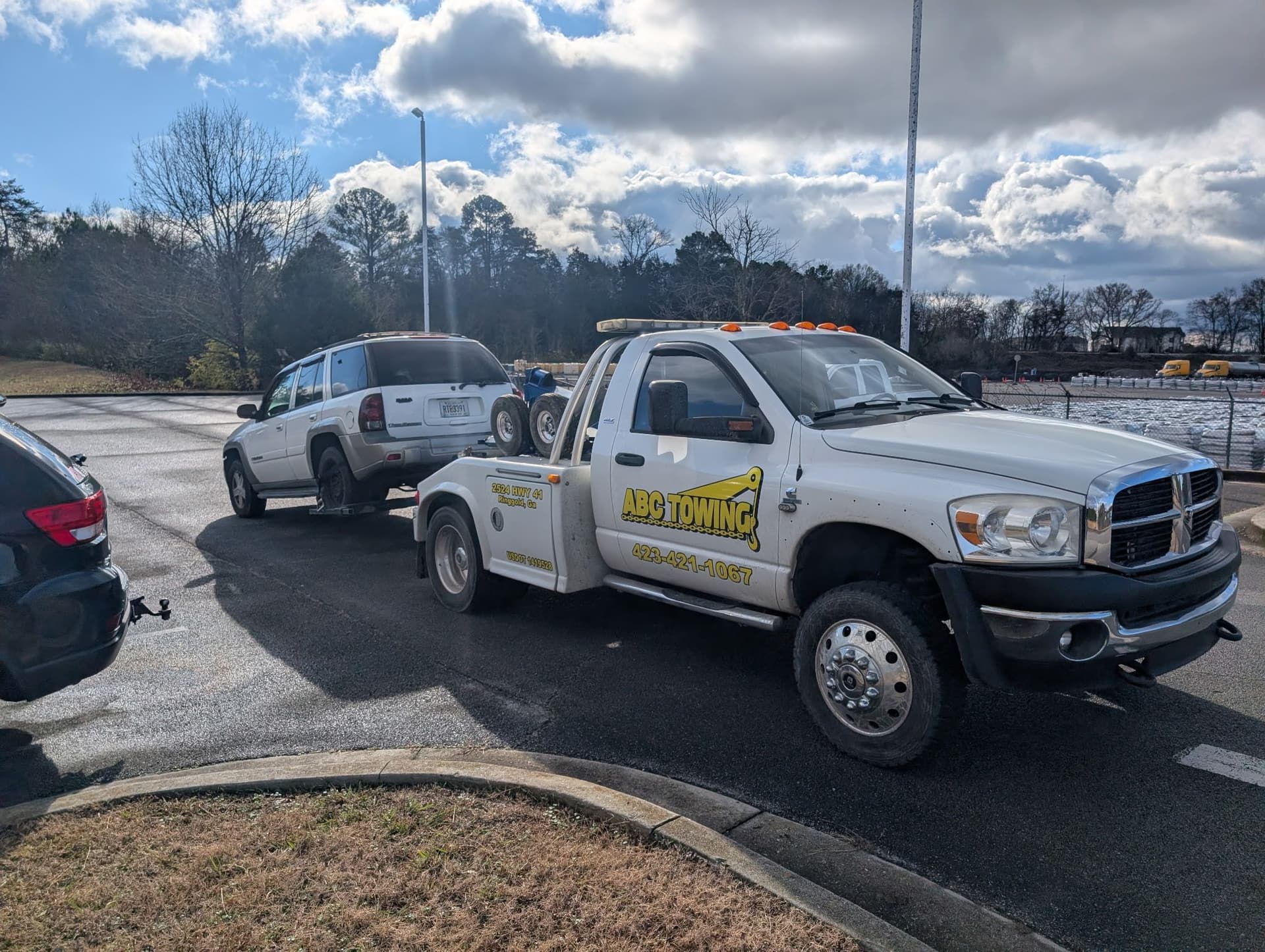 Gallery photos for Swift and Safe SUV Tow from Bonny Oaks to Ringgold: Image #3