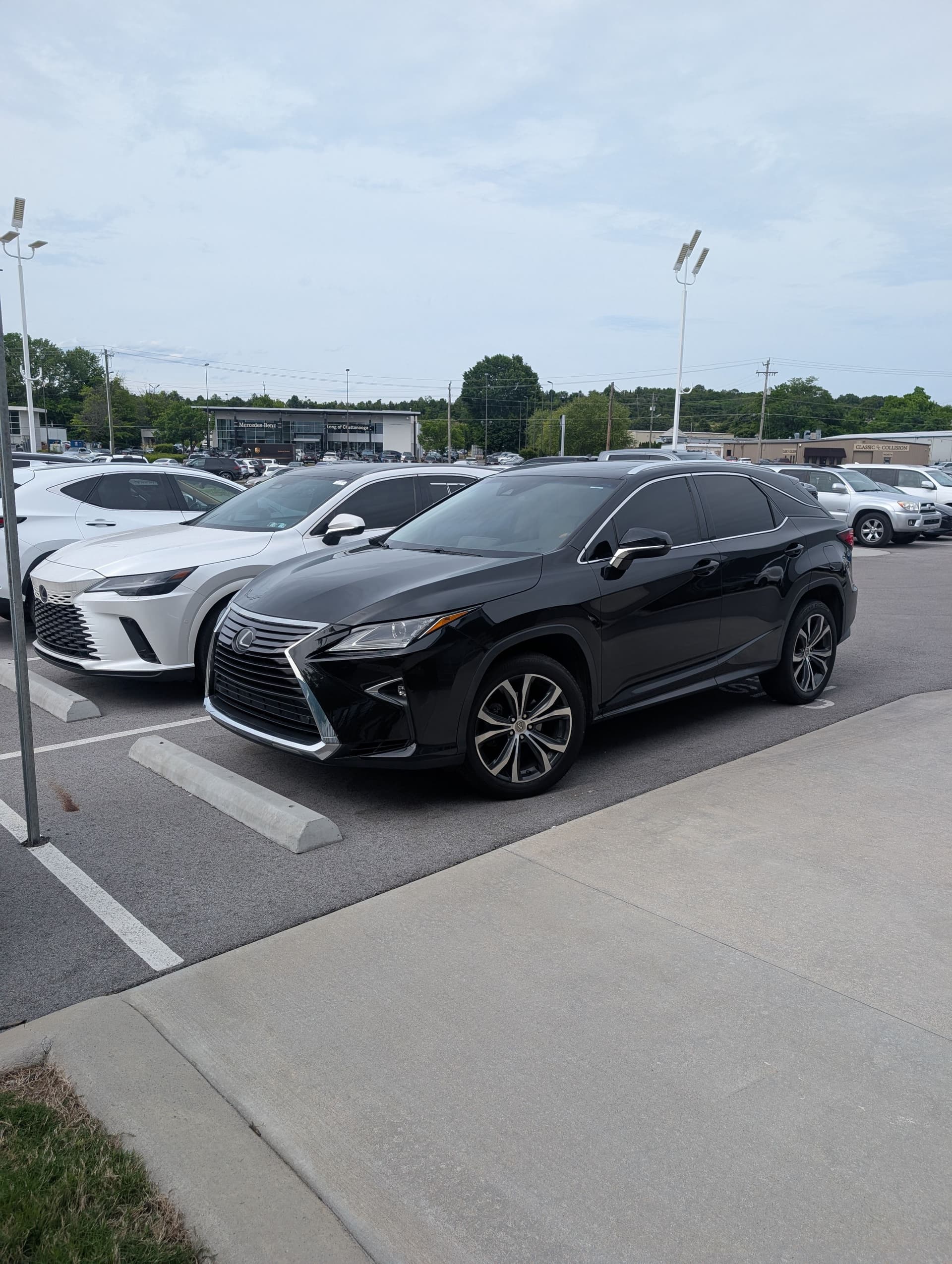 Gallery photos for Towing a Locked-Out Lexus From a Tight Parking Lot: Image #7