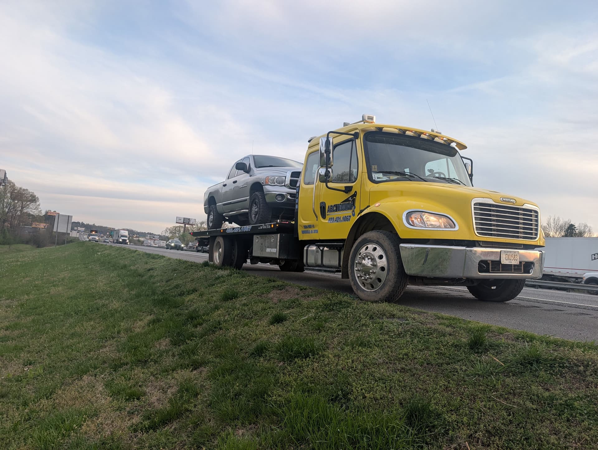 Gallery photos for Efficient Roadside Rescue on I75 North: Image #3